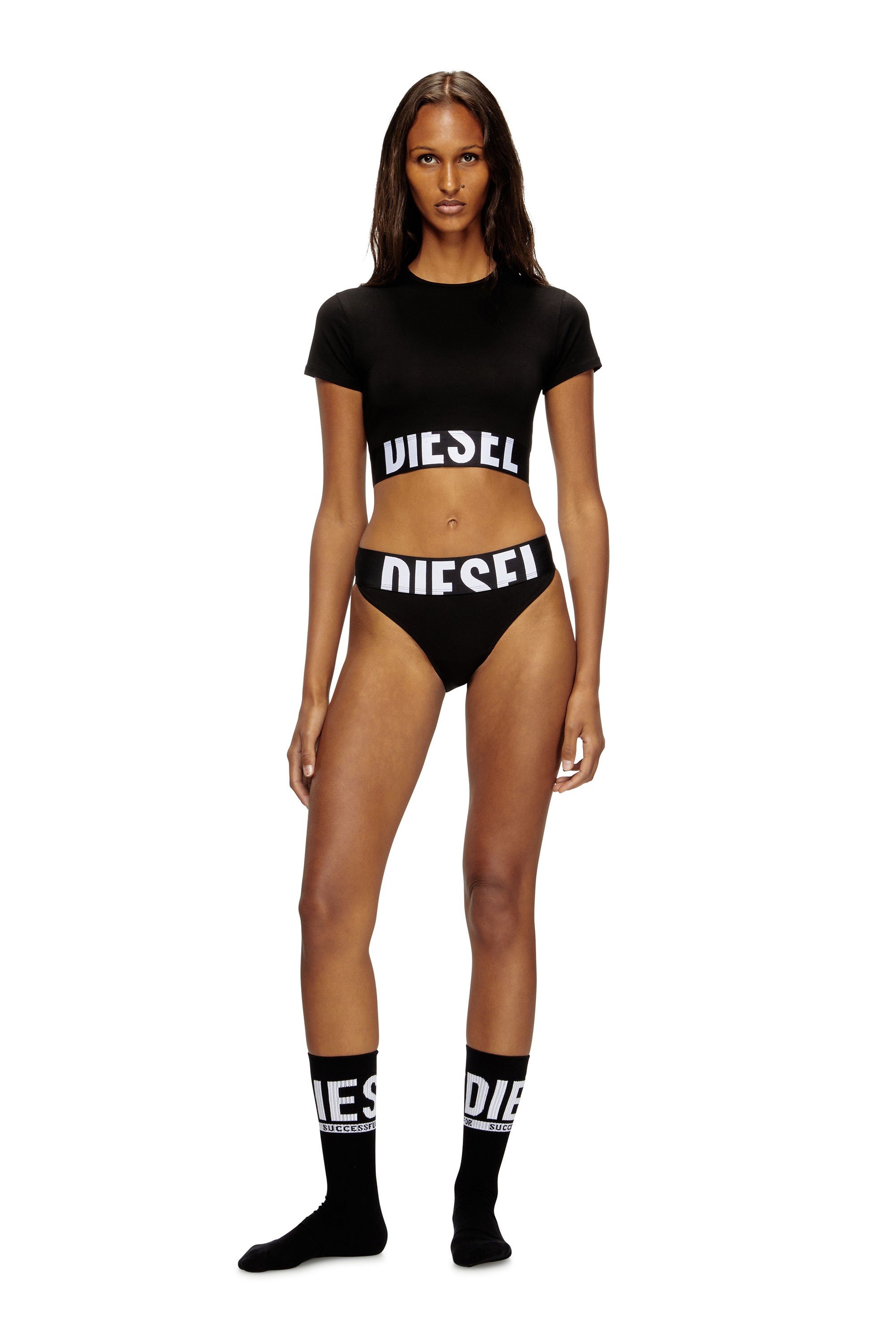 Diesel - UFTEE-SPORT-CROPPED-T-SHIRT, Top crop sportif avec bande à logo Femme in Noir - 2