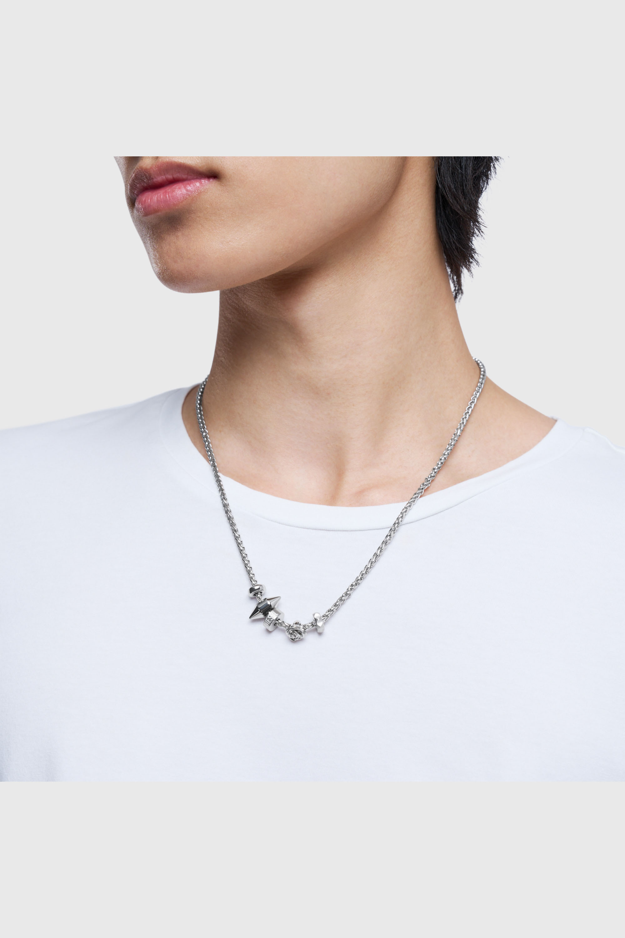 Diesel - DX1623040 JEWELLERY, Collier &agrave; breloque en acier inoxydable Mixte in Gris argent&eacute; - 4