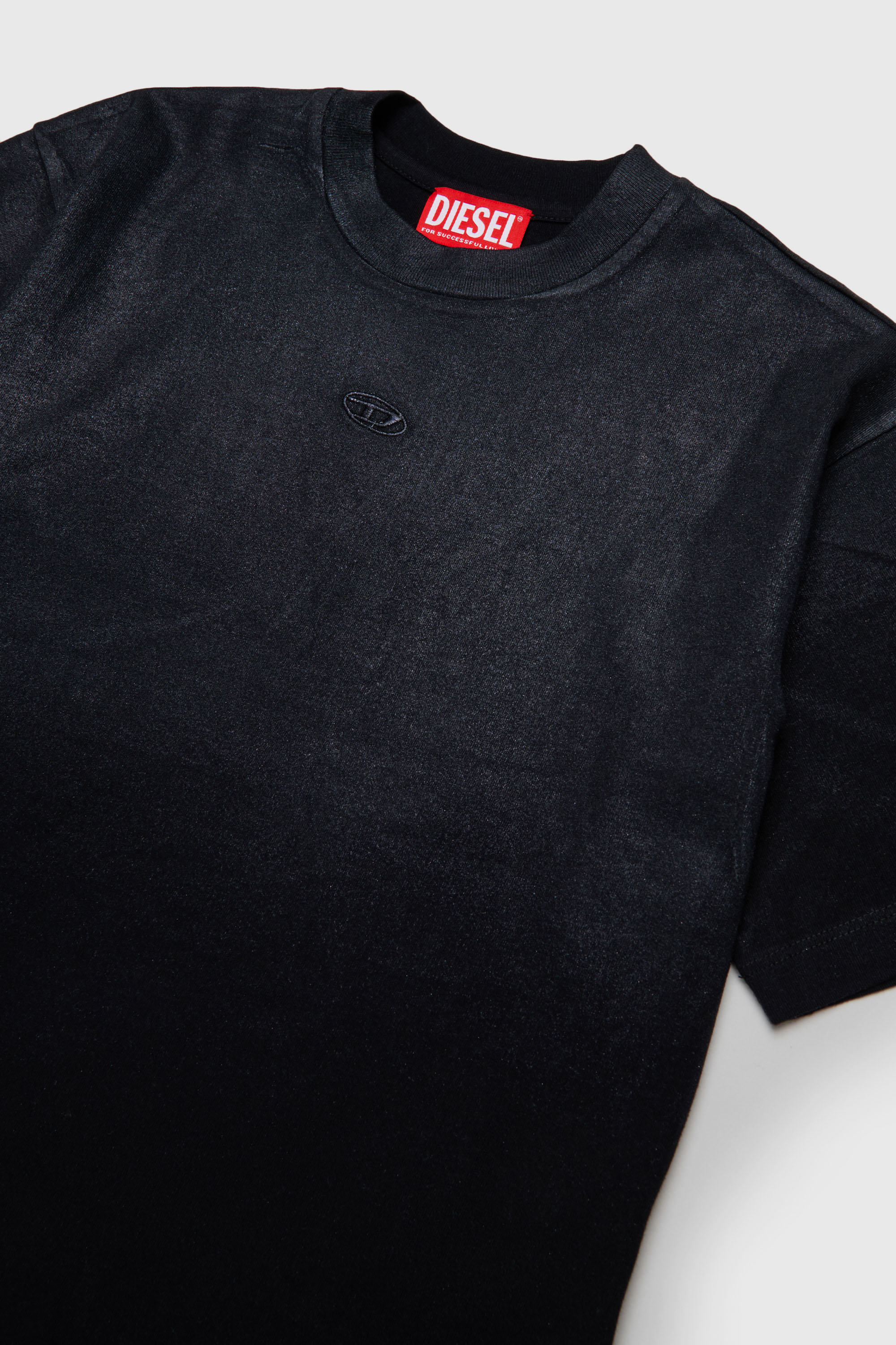 Diesel - TANORMYS2, T-shirt en coton avec broderie ton sur ton Oval D Femme in Noir - 3