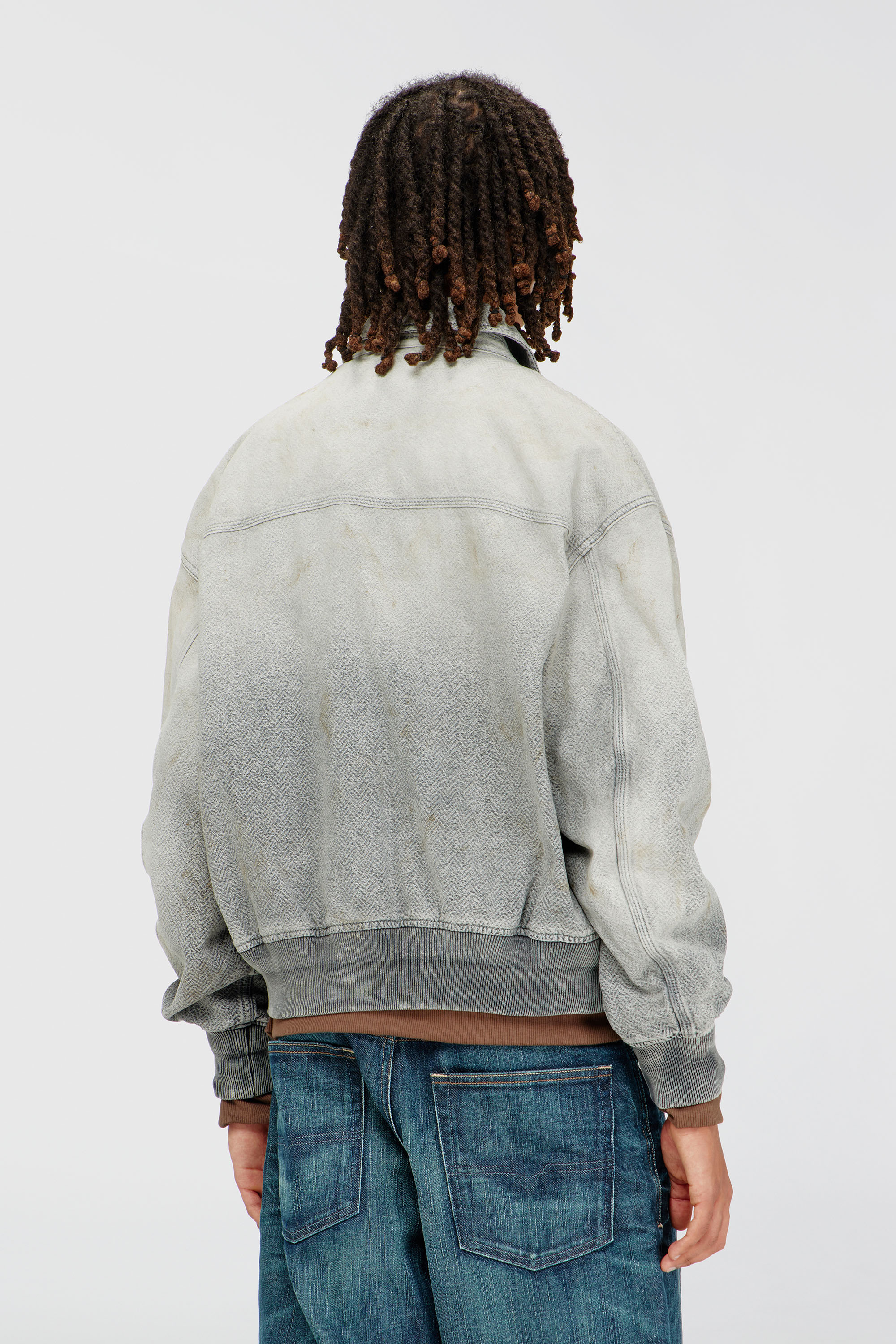 Diesel - D-KURZ, Veste en denim chevron effet us&eacute; Mixte in Gris - 4
