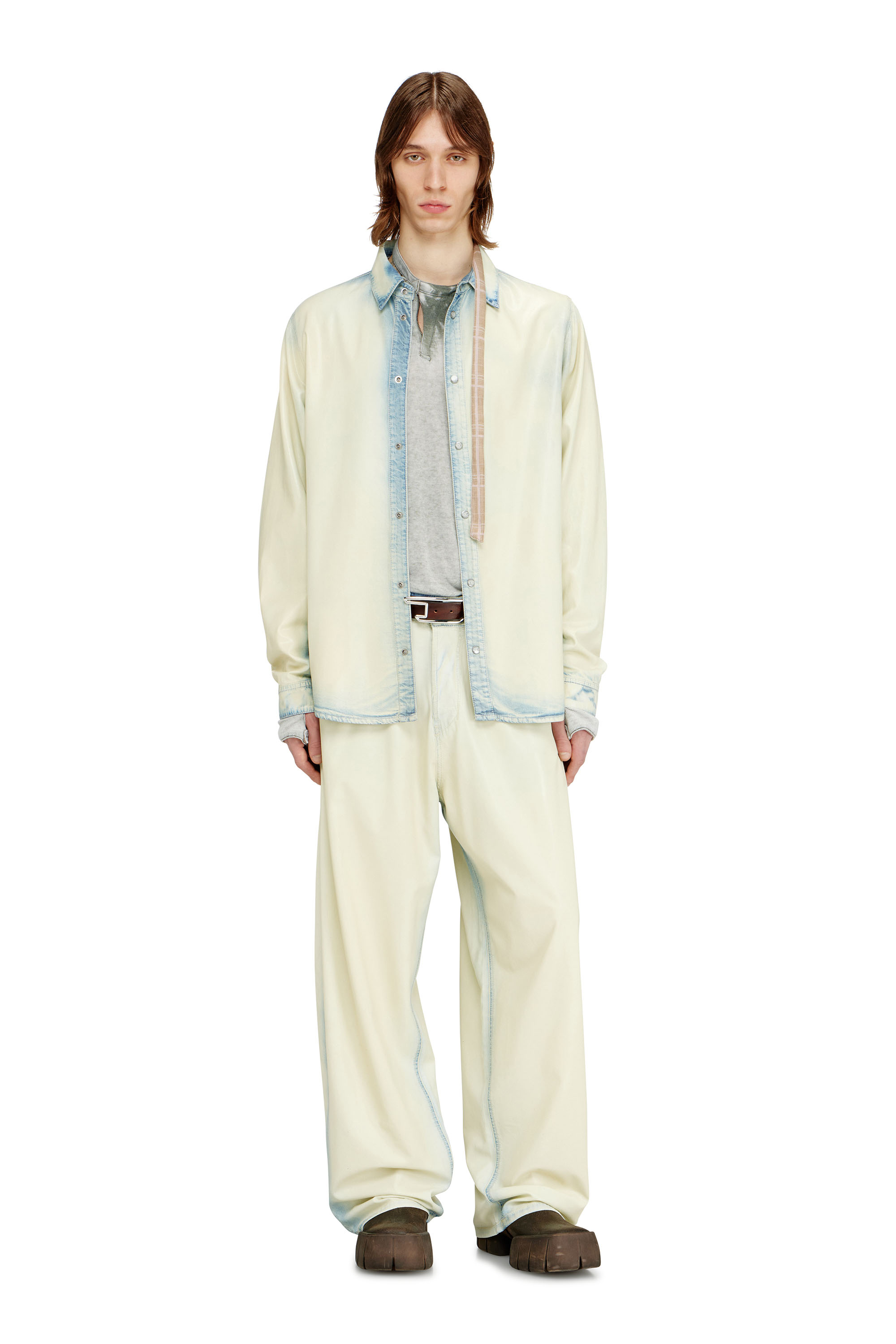 Diesel - D-SYNAR-FSI1, Chemise en denim d&eacute;lav&eacute; effet X-Ray fluide Homme in Polychrome - 2