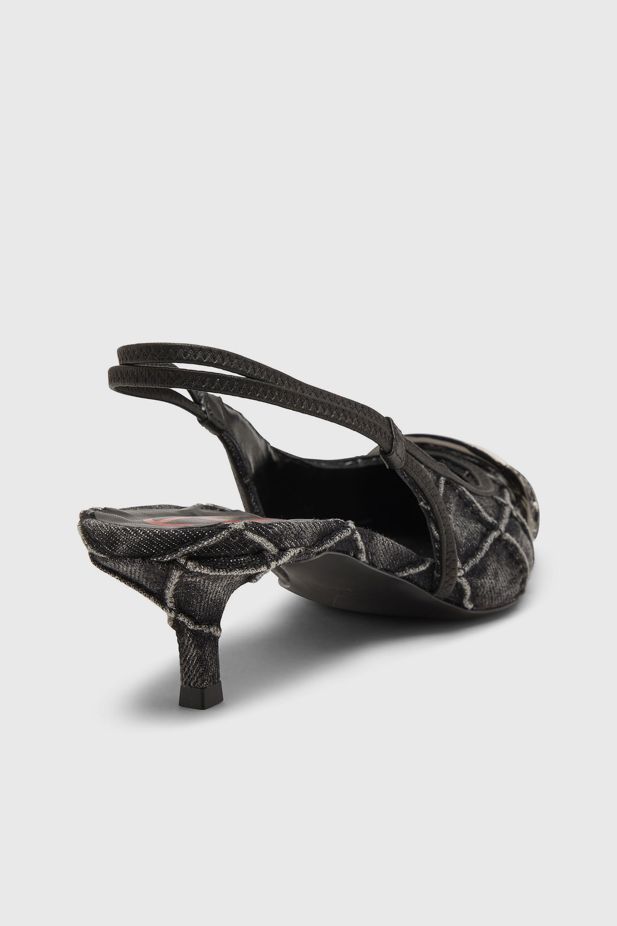 Diesel - D-VENUS SB 40, D-Venus-Crystal-logo escarpins slingback en denim matelass&eacute; Femme in Noir - 5