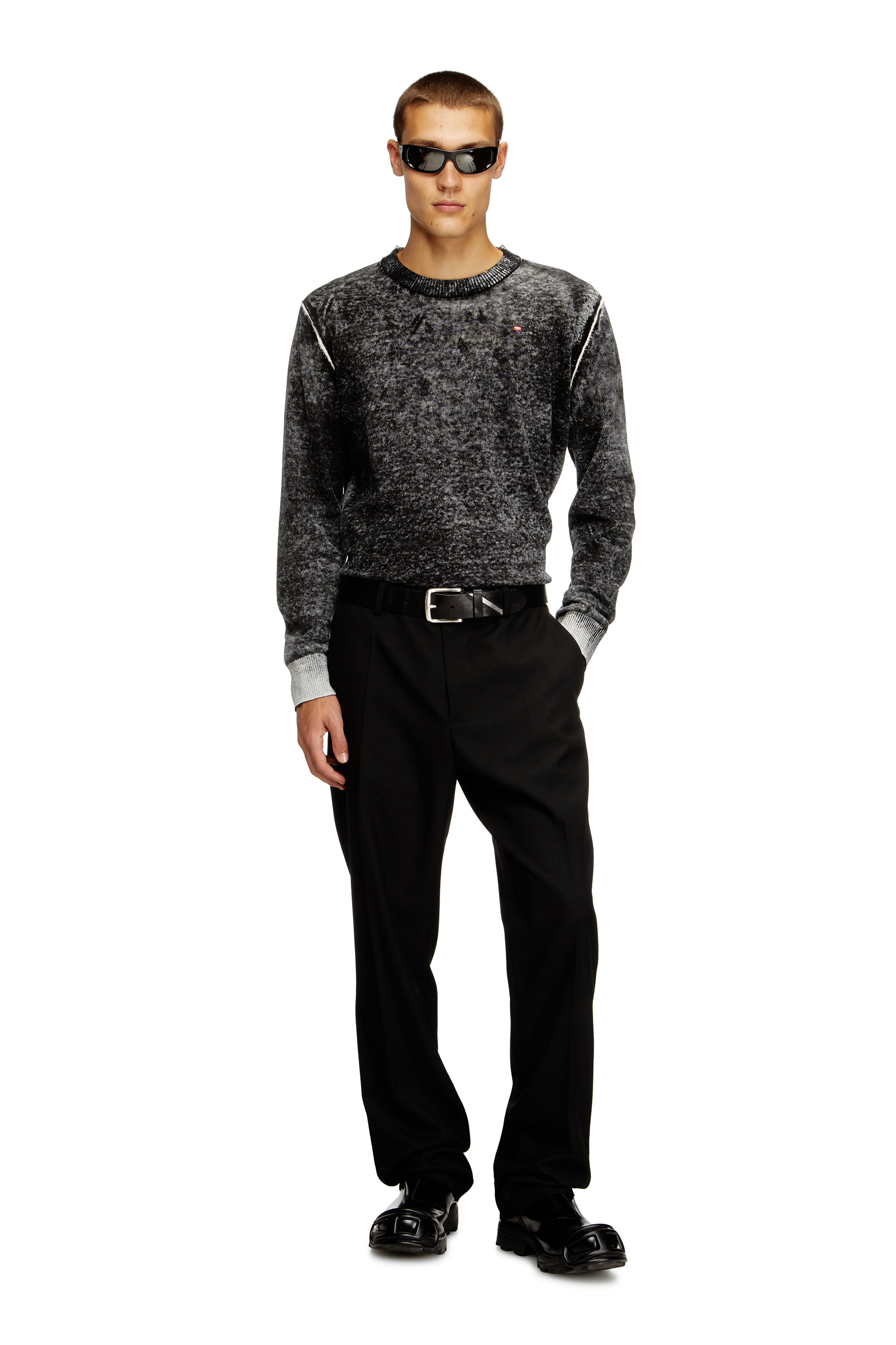Diesel - P-AM-EPCI, Pantalon en mélange de laine avec étiquette en métal Homme in Noir - 2