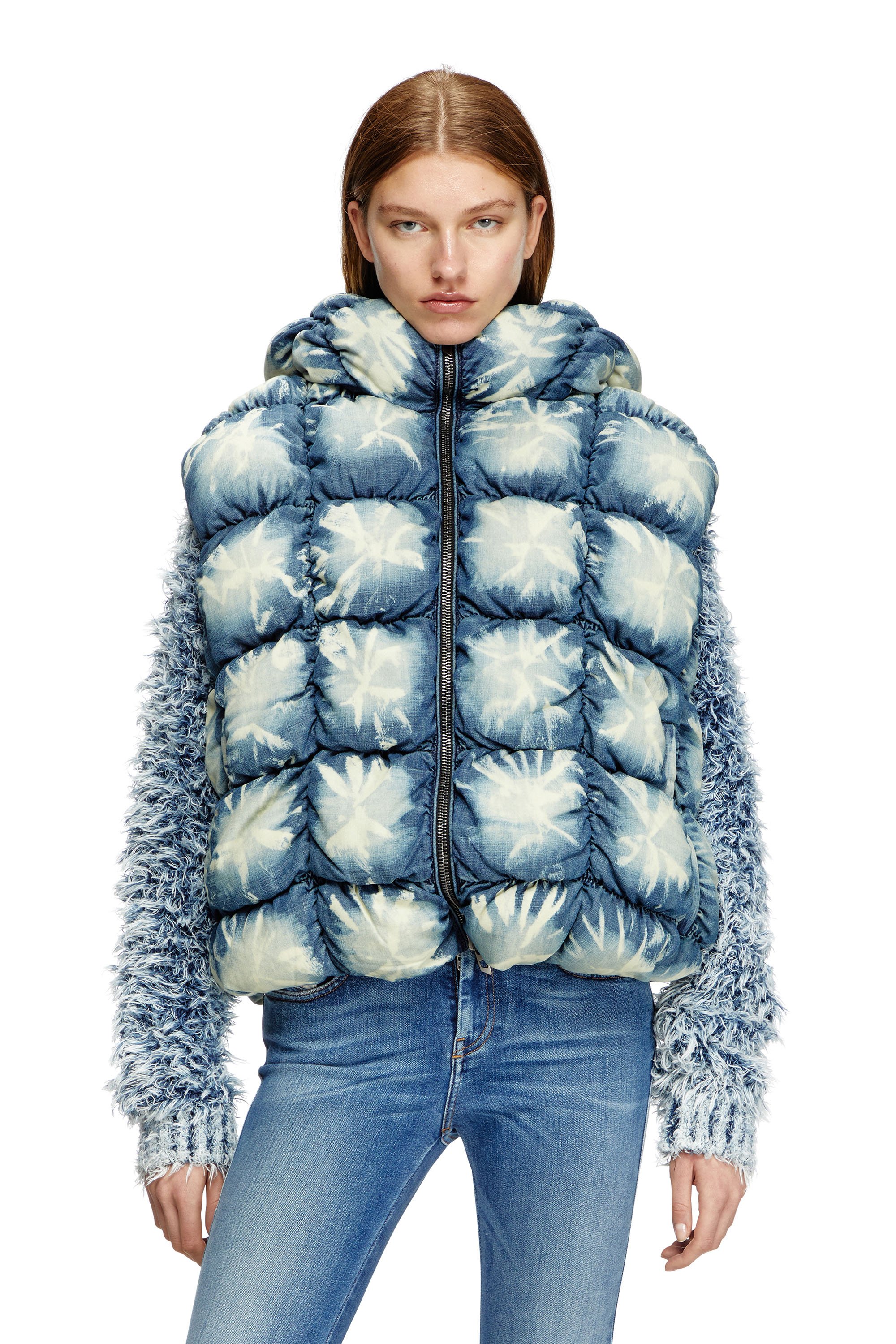 Diesel - W-THYS, Gilet doudoune en denim tie-dye Mixte in Bleu - 6