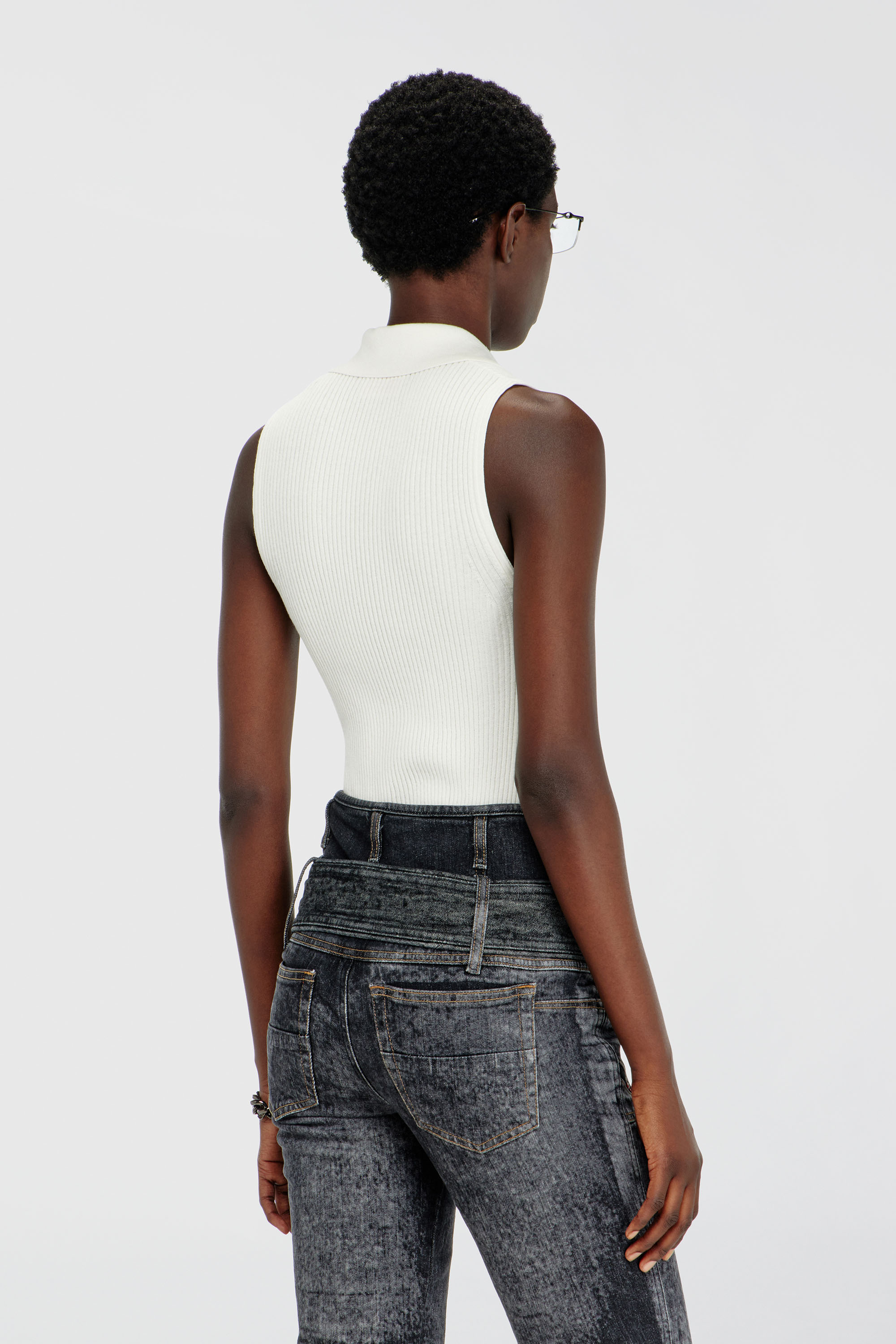 Diesel - M-LILITA, Polo sans manches en maille c&ocirc;tel&eacute;e, m&eacute;lange de soie Femme in Blanc - 4