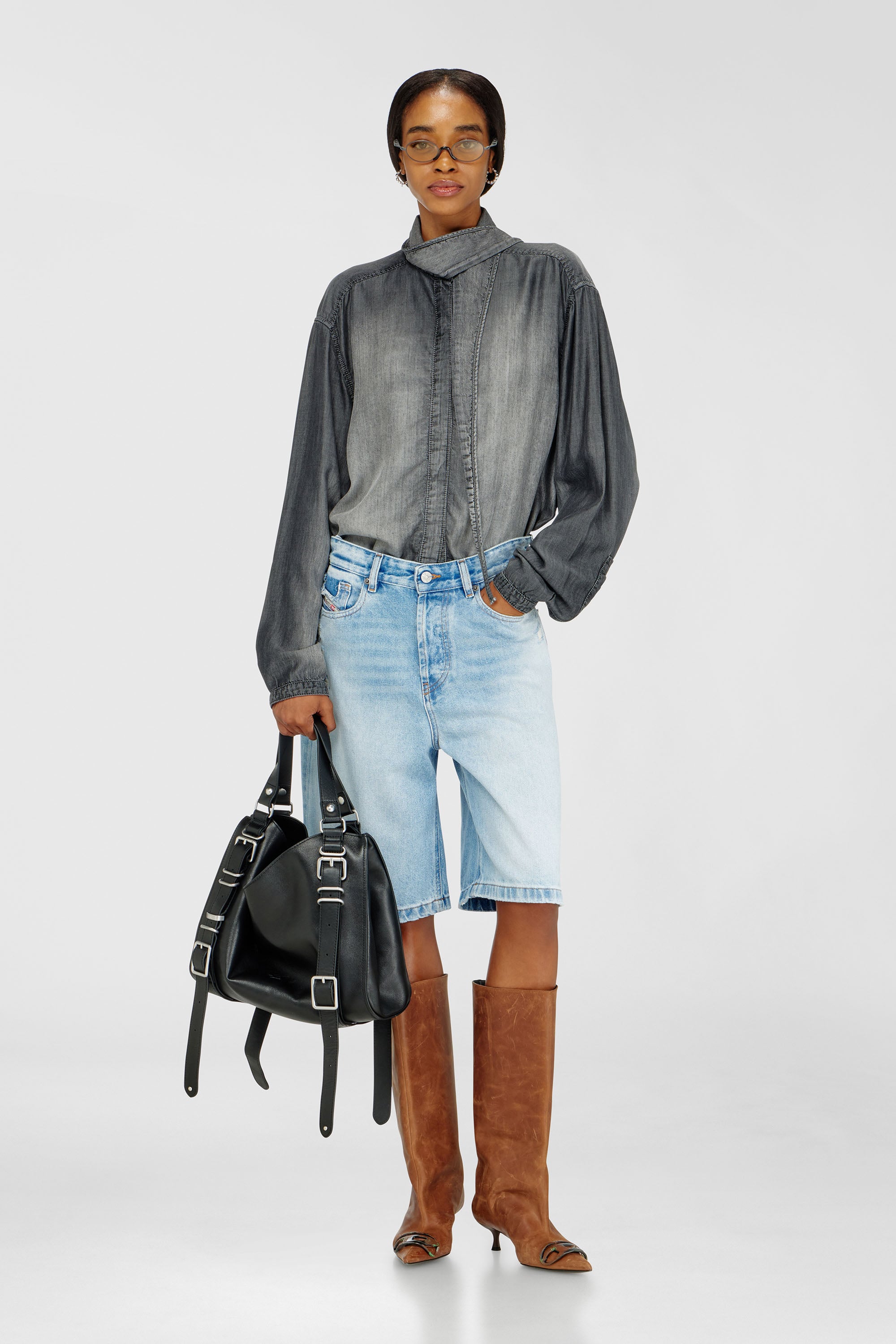 Diesel - DE-SIRE-SHORT, Shorts en denim d&eacute;truit Femme in Bleu - 1