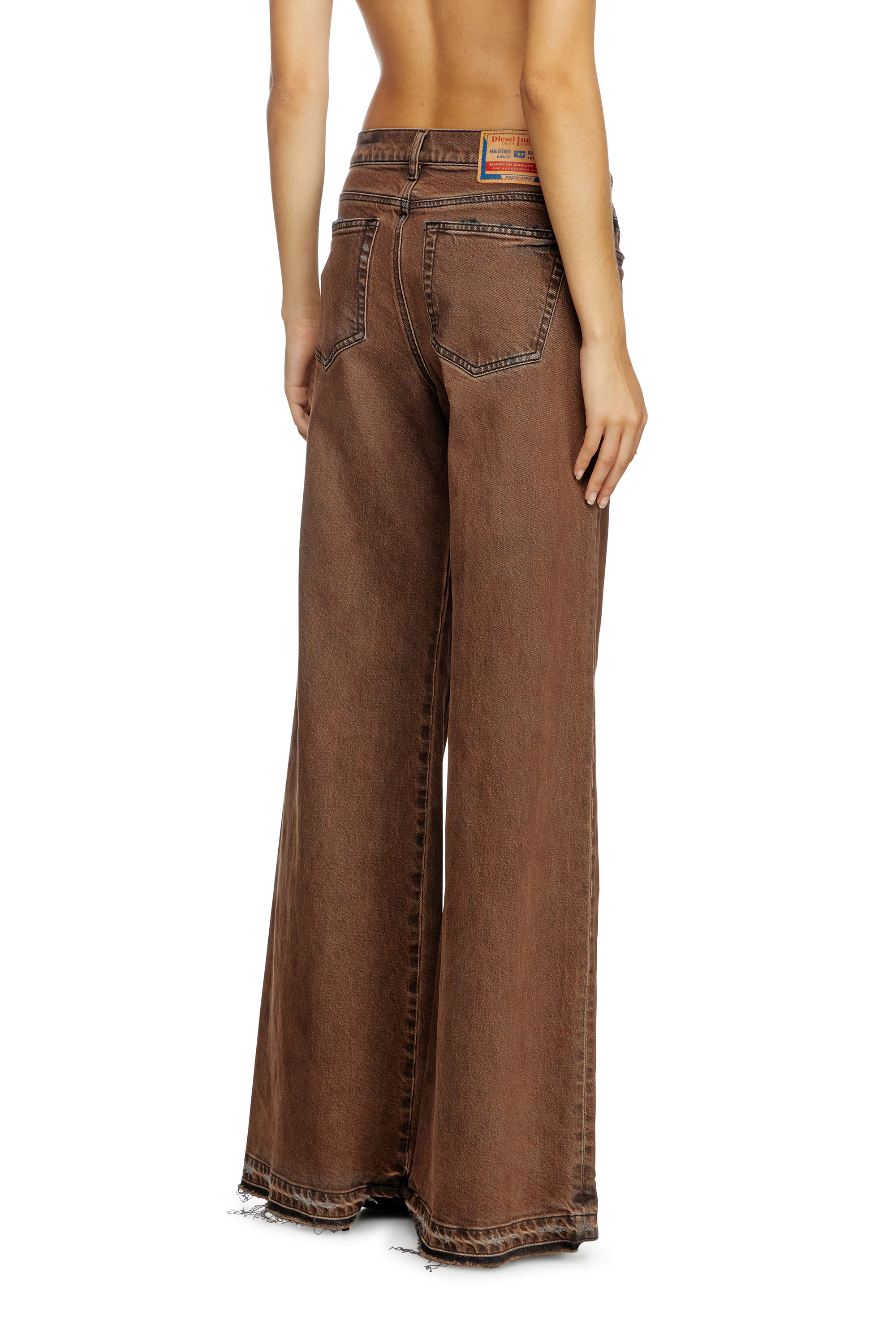 Diesel - Flare Jeans 1978 D-Akemi 09L24 Femme, Marron - Image 3