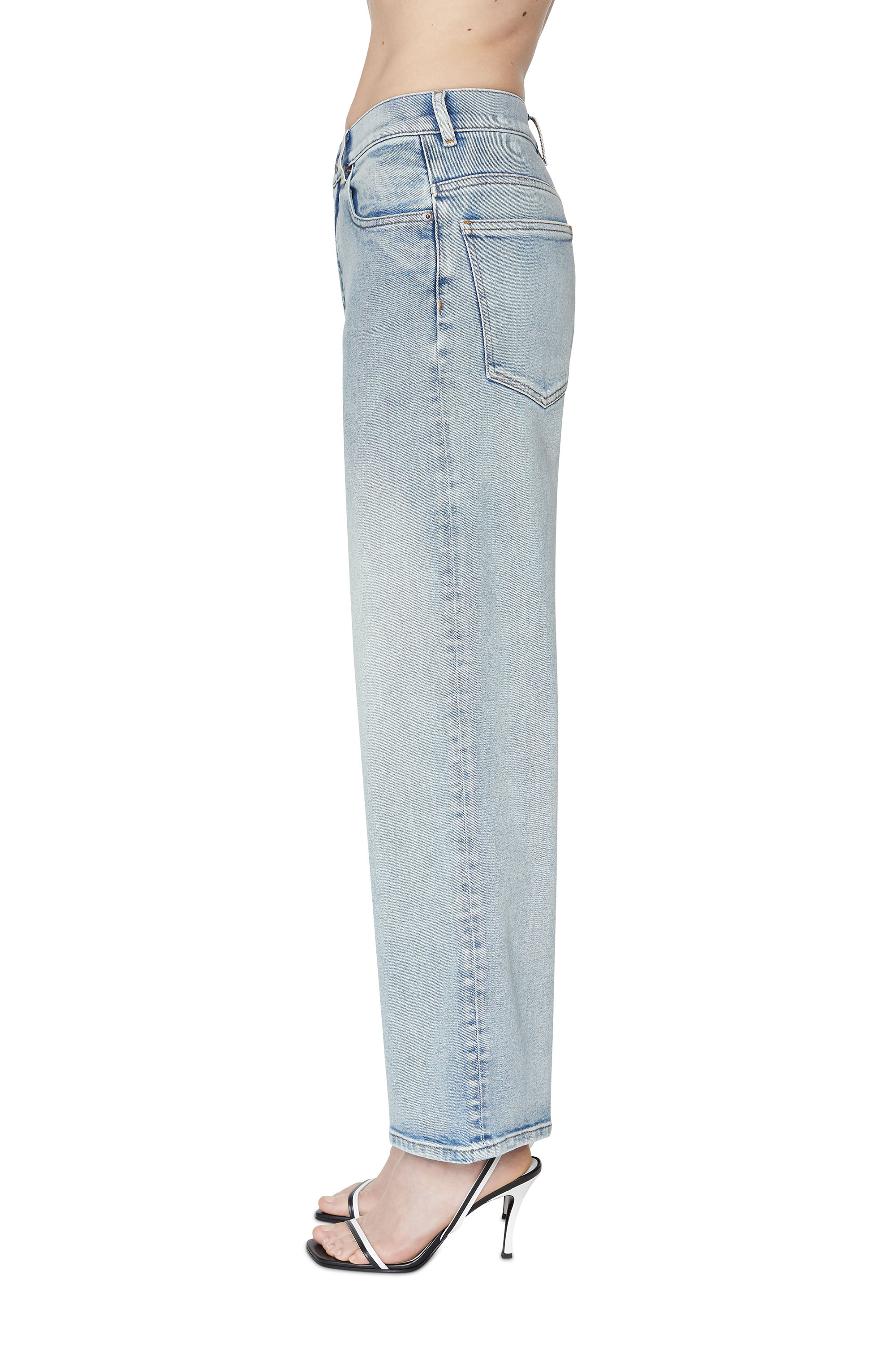 Diesel - 2000 WIDEE 09C08 Bootcut and Flare Jeans, Bleu Clair - Image 4