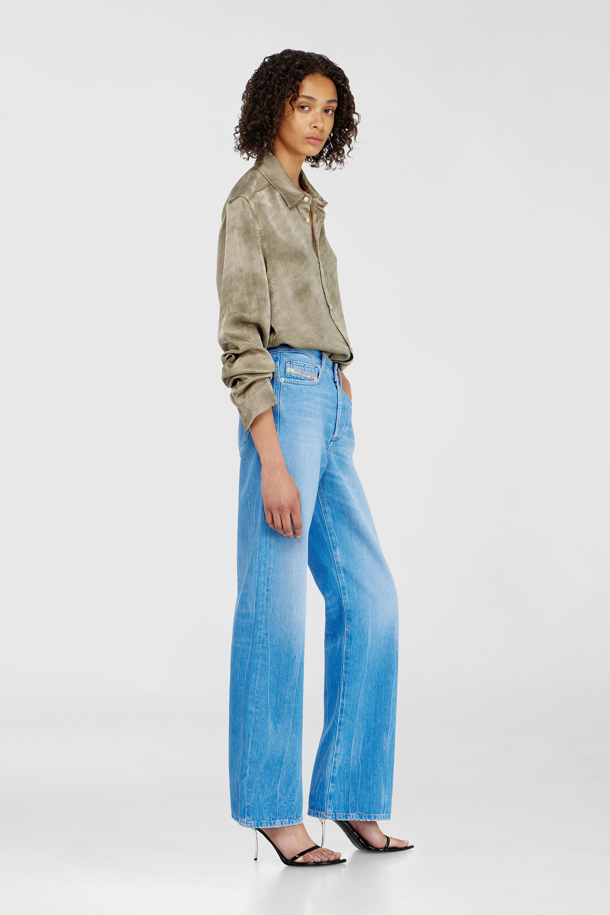 Diesel - Regular Jeans 1971 D-Sent 09P88 Femme, Bleu Clair - Image 2