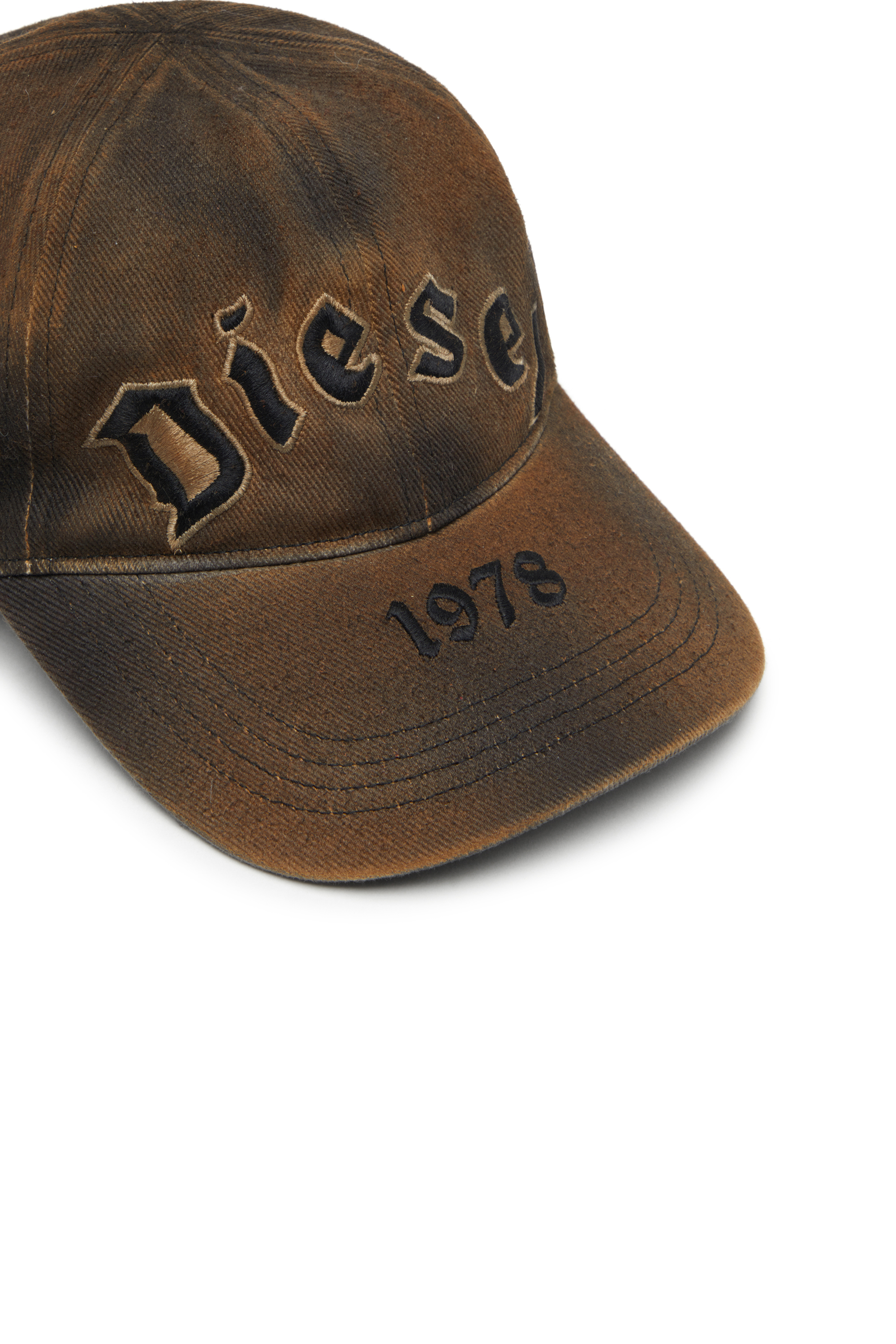 Diesel - C-SELGOT, Casquette de baseball en serg&eacute; de coton &agrave; effet us&eacute; Homme in Marron - 3