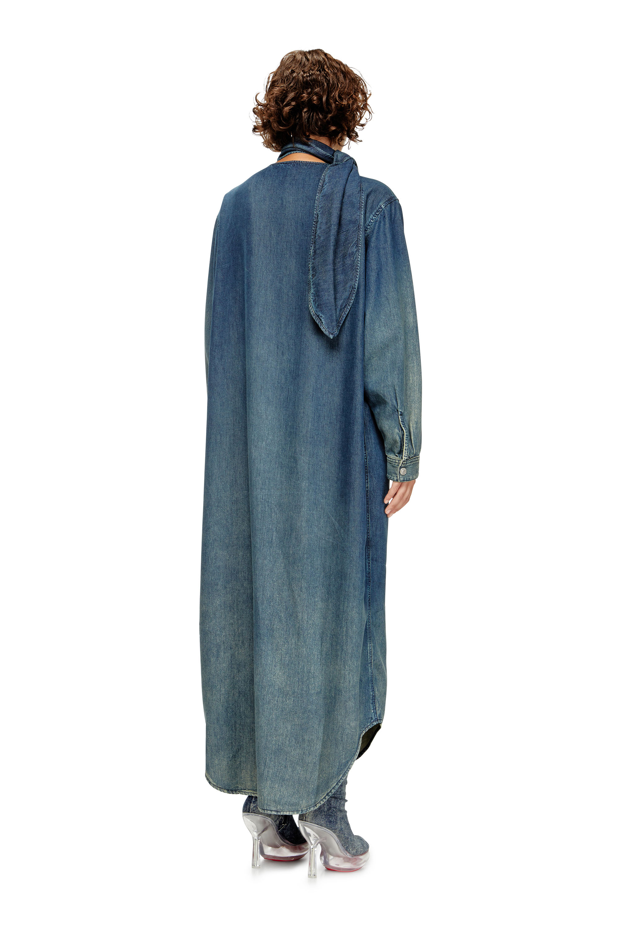 Diesel - DE-BARBARA-S, Robe chemise longue en denim fluide Femme in Bleu - 4