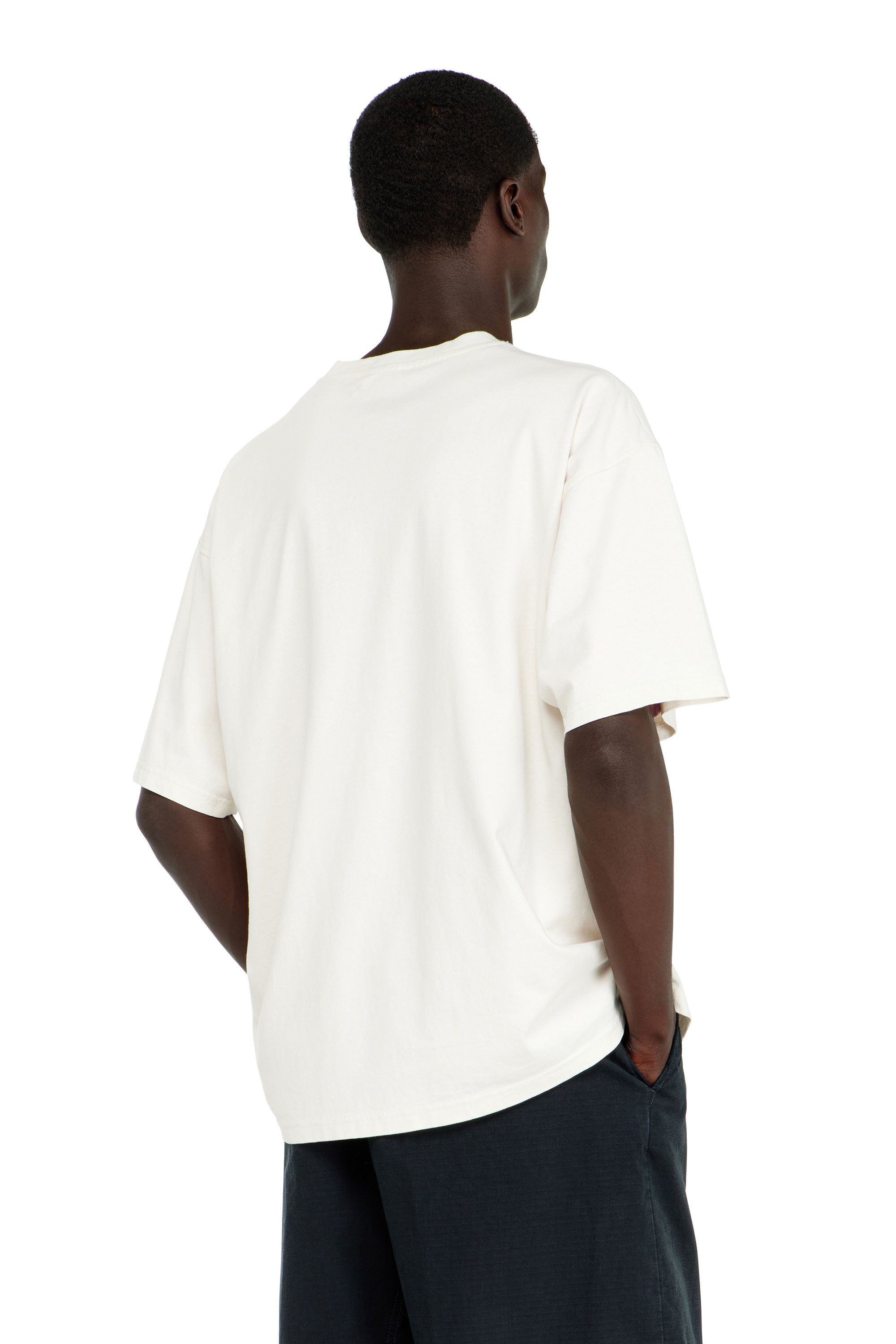 Diesel - T-BOXT-N14, T-shirt avec logo floqu&eacute; effet vieilli Homme in Blanc - 4