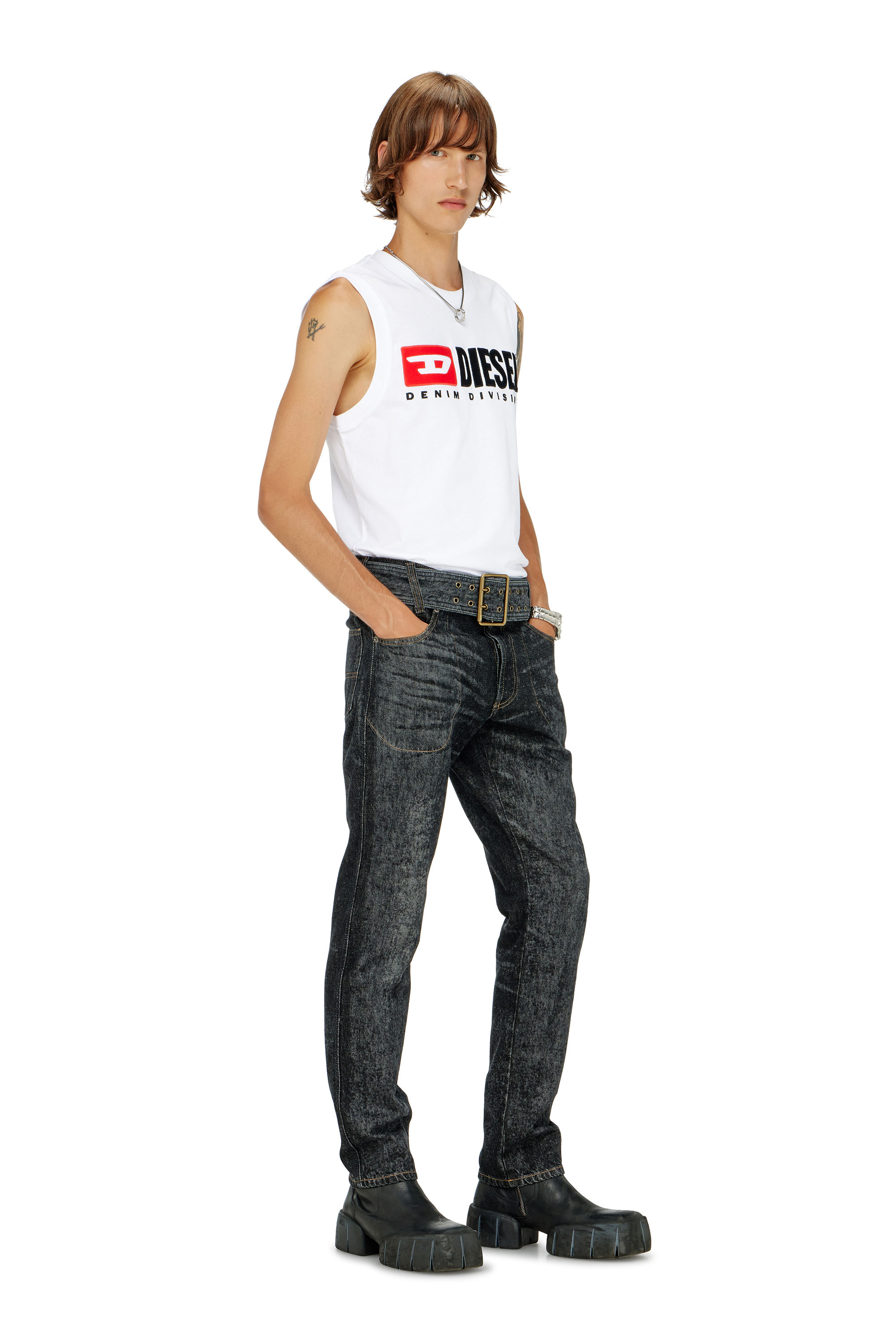 Diesel - T-ISCO-DIV, D&eacute;bardeur avec logo imprim&eacute; sur le devant Homme in Blanc - 2