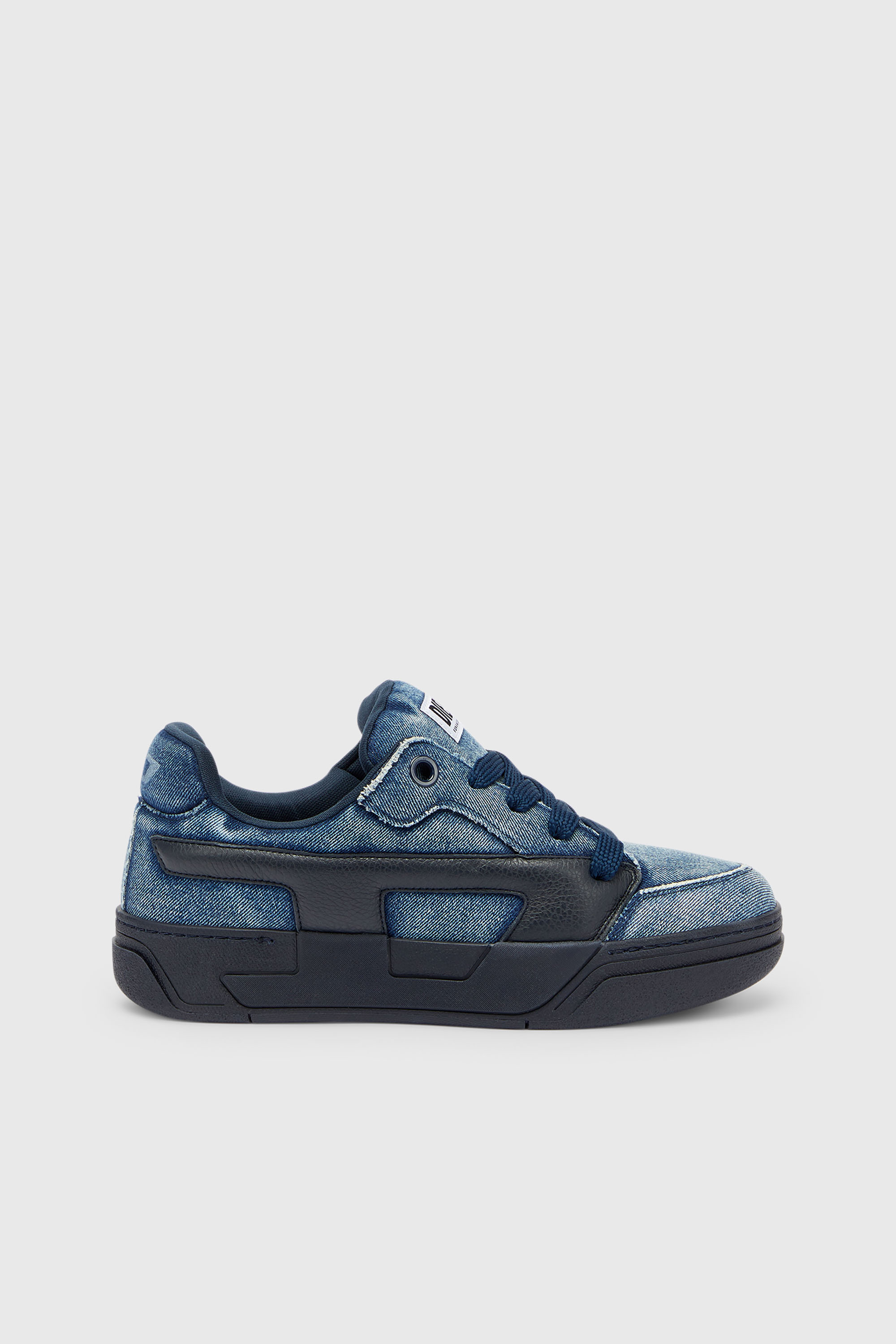 Diesel - S-D-OLLIE LOW, S-D-Ollie - Baskets en denim d&eacute;lav&eacute; effiloch&eacute; Homme in Bleu - 1