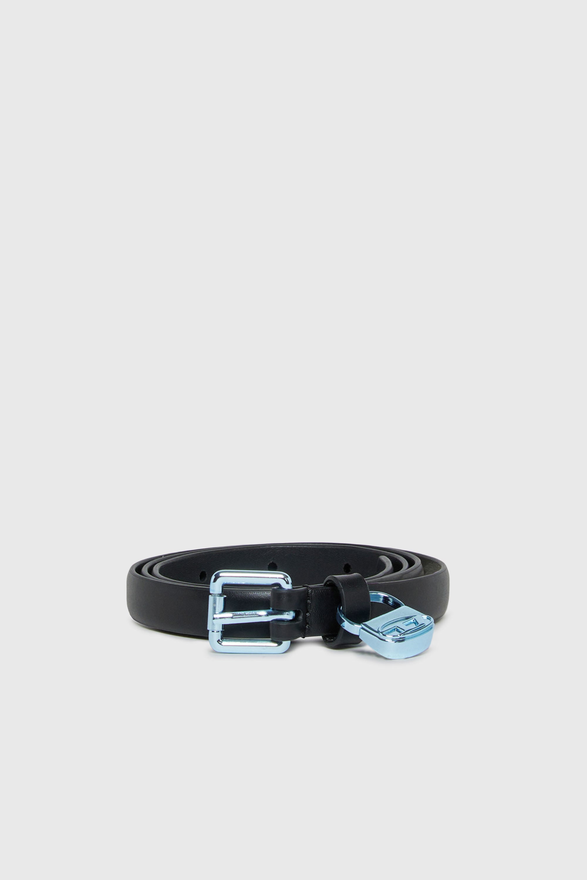 Diesel - BCHARMY, 1,5 cm ceinture en cuir slim avec boucle m&eacute;tallique et pendentif Femme in Noir - 1
