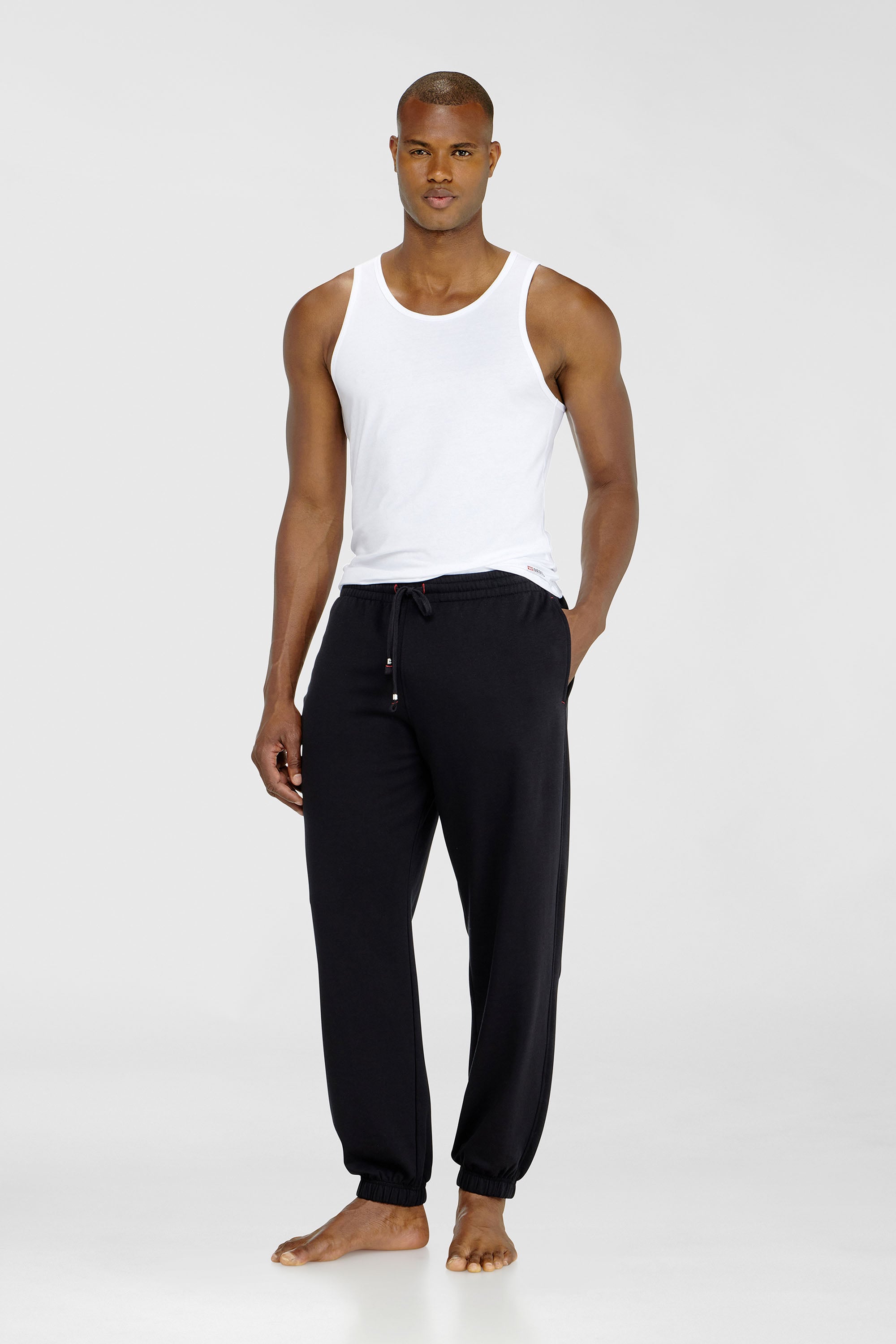 Diesel - LENNY-D-CORE, Pantalon de jogging en m&eacute;lange de coton gratt&eacute; Homme in Noir - 2