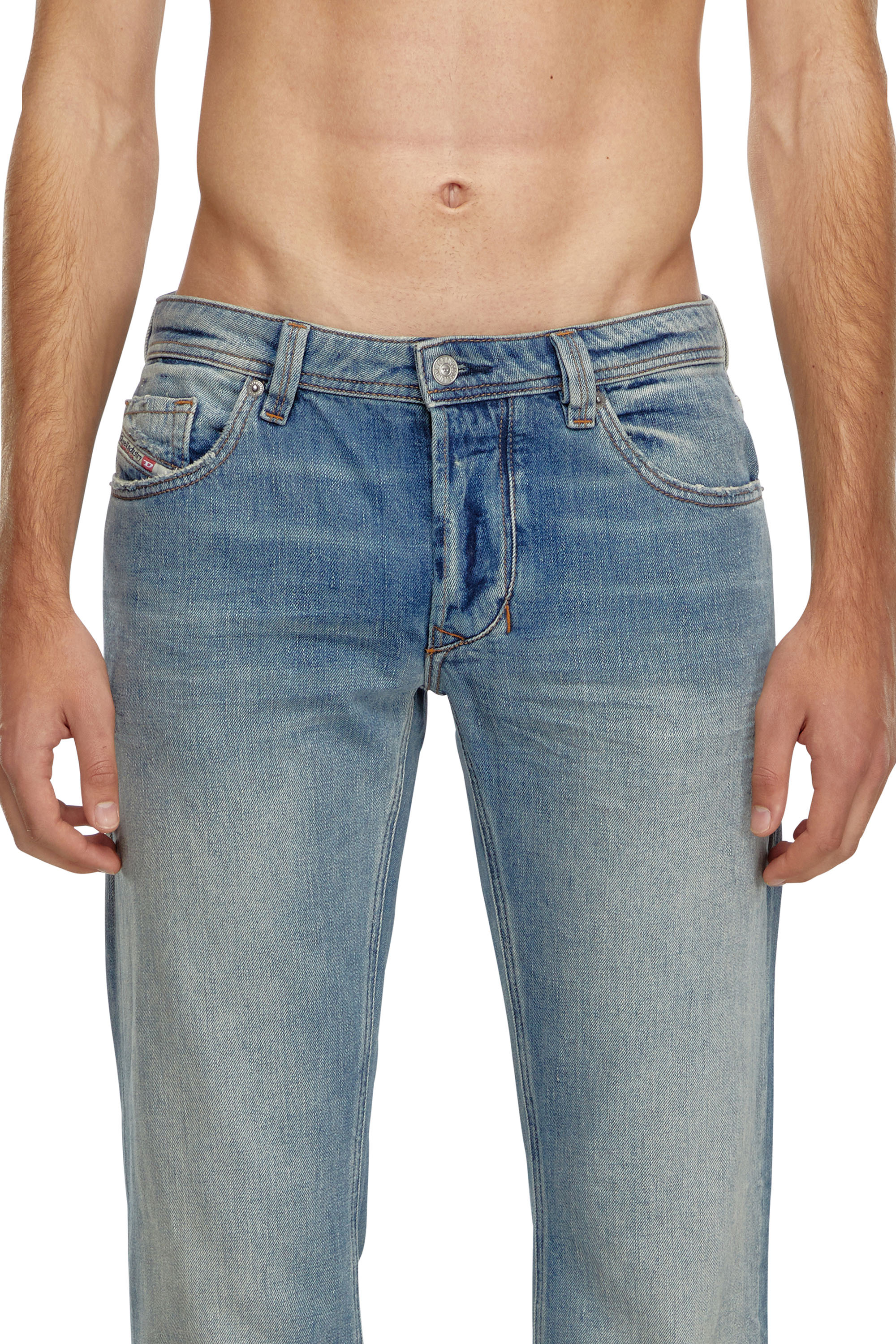 Diesel - Regular Jeans 1985 Larkee 0GRDN Homme, Bleu Clair - Image 3