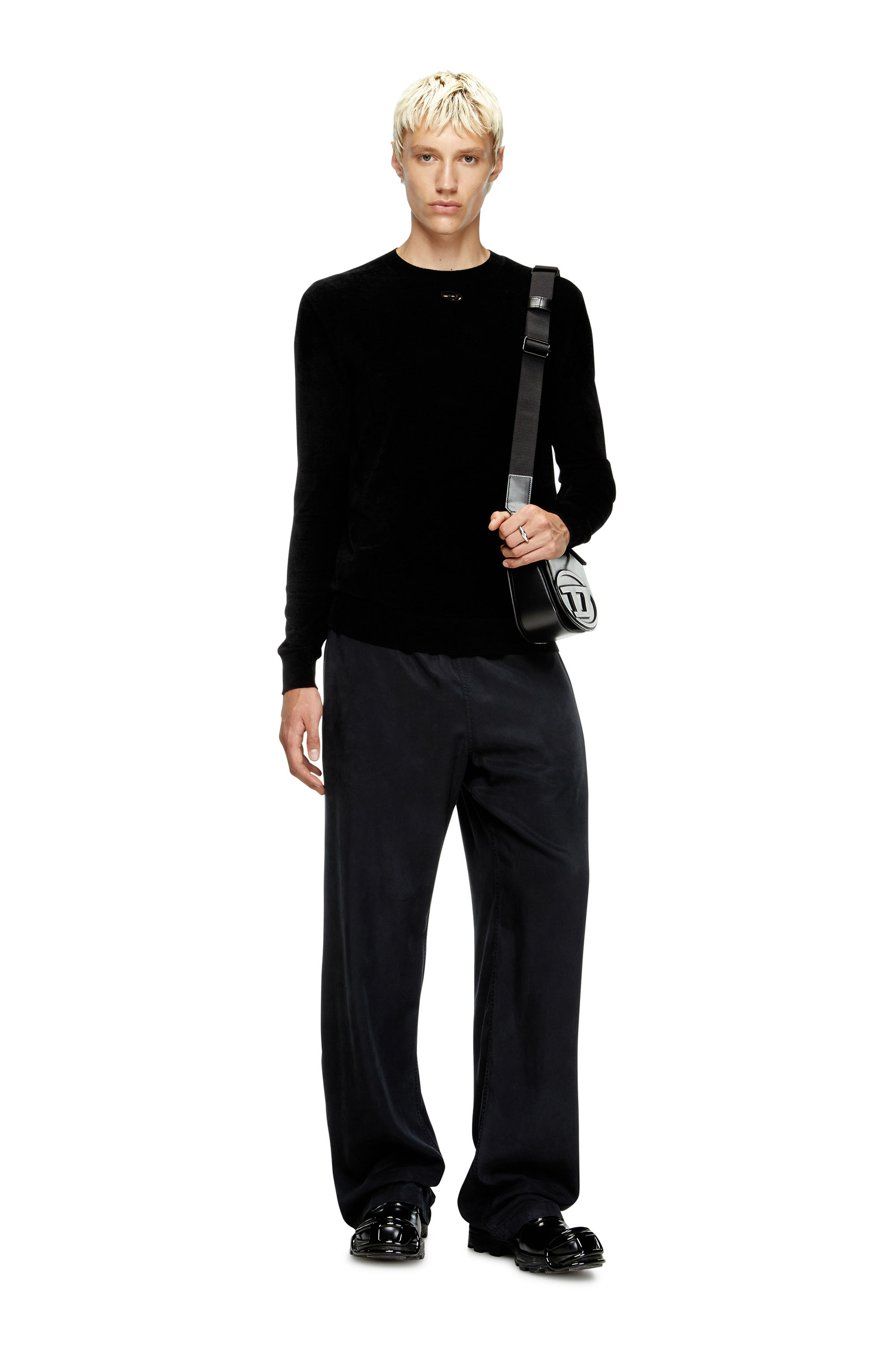 Diesel - K-CEVRO, Pull en chenille avec logo ajouré Homme in Noir - 1