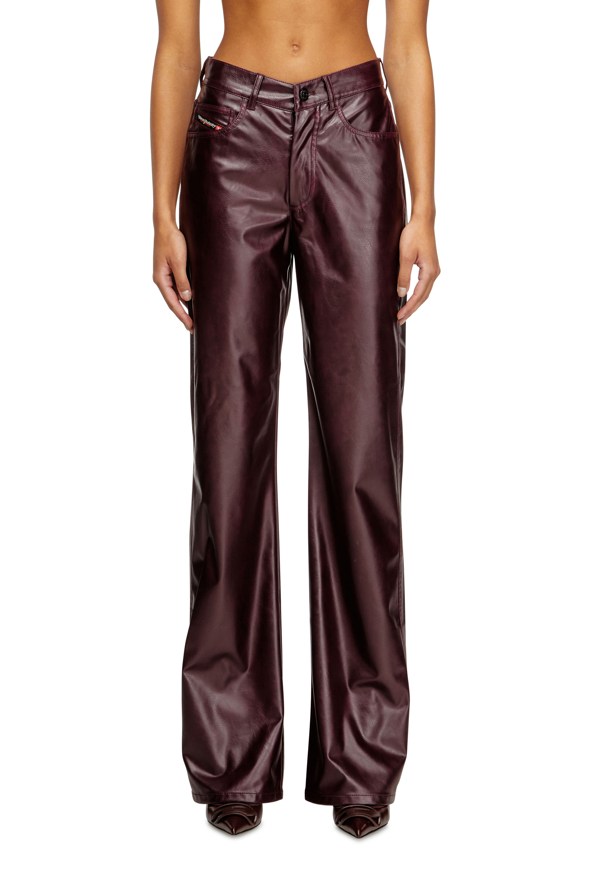 Diesel - FR-P-LAIN, Pantalon burgundy en tissu enduit Femme in Rouge - 1
