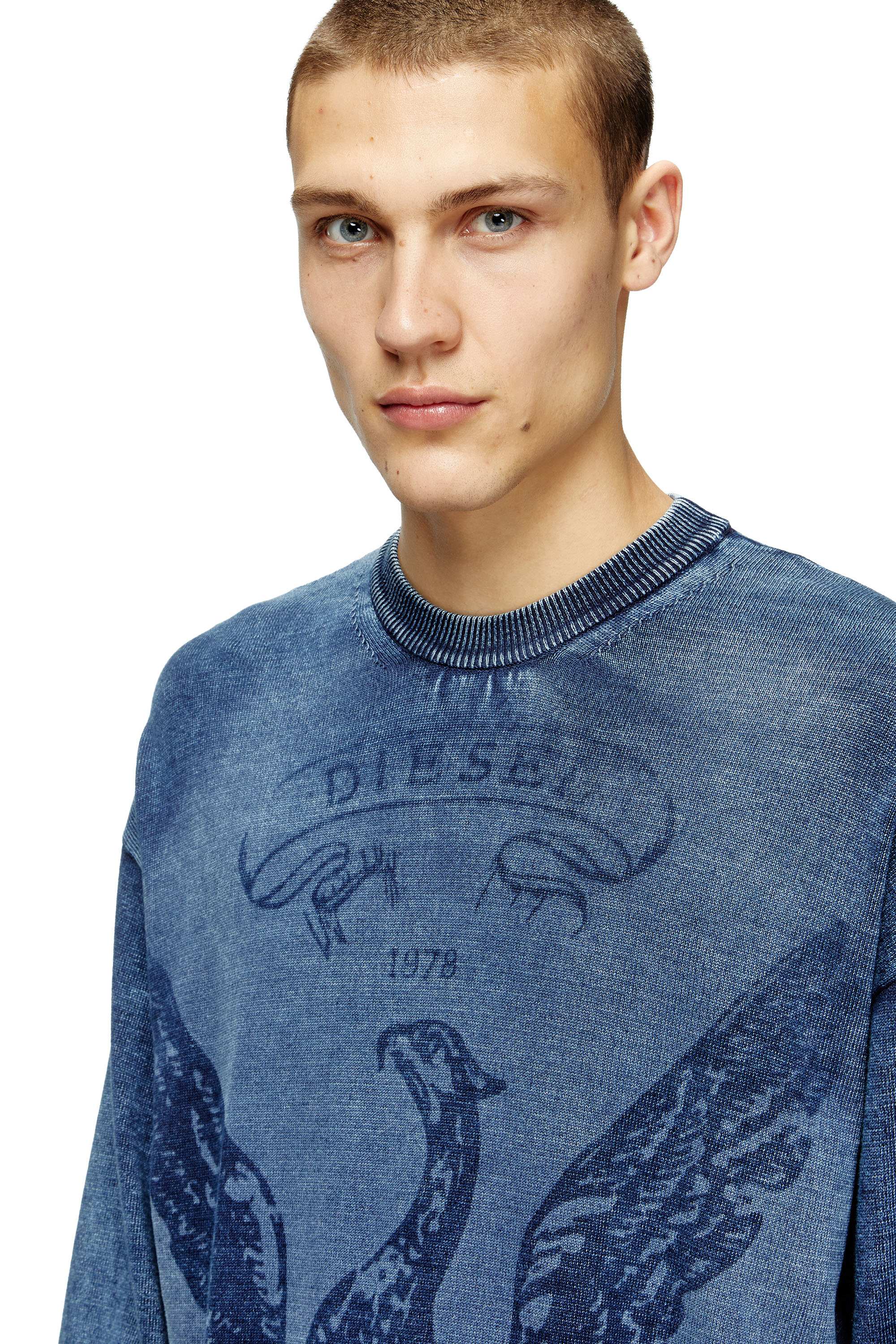 Diesel - K-FENICOL, Pull indigo avec logo du phénix Homme in Bleu - 5