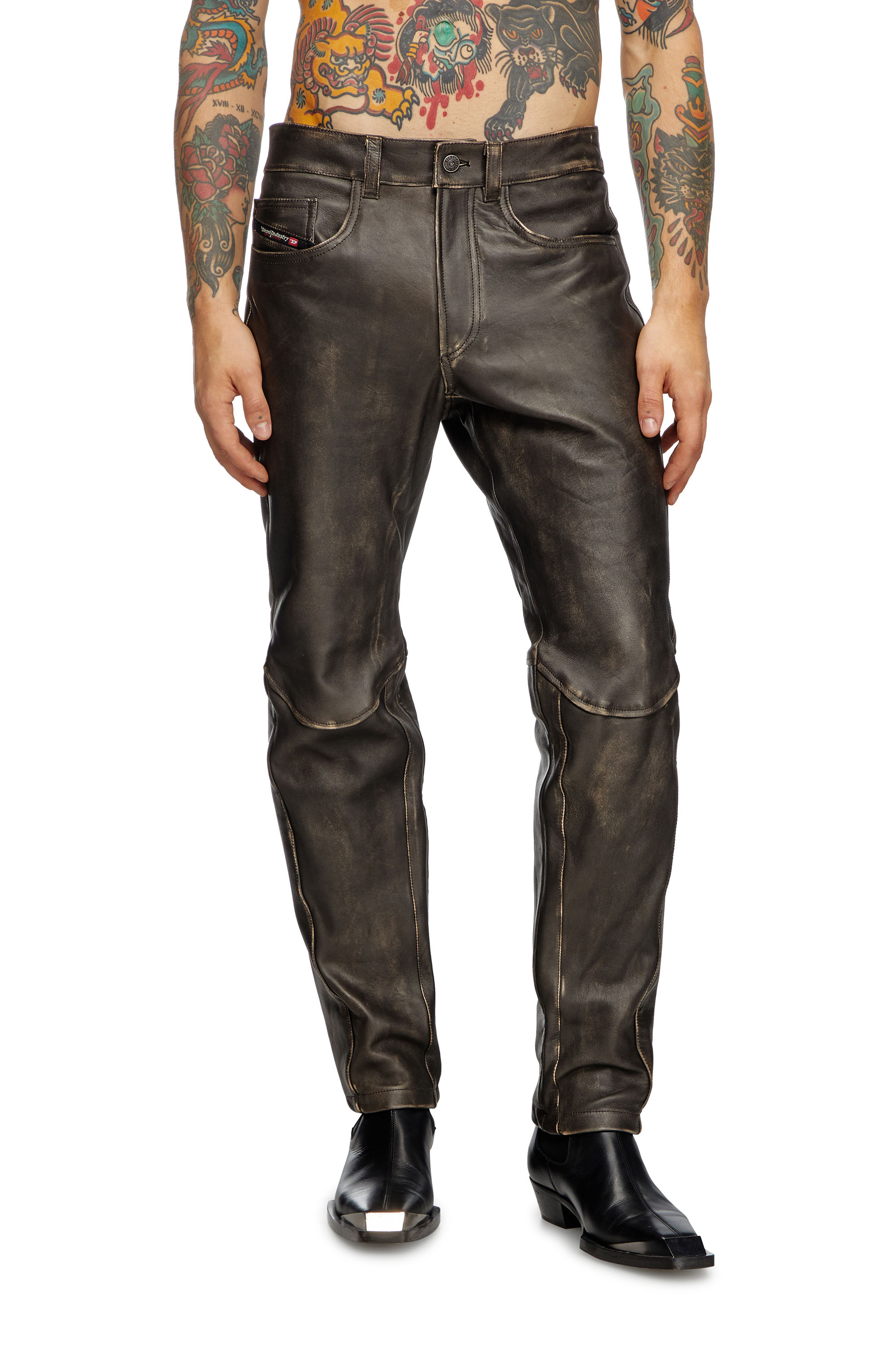 Diesel - P-NASH-LEAT, Pantalon en cuir vieilli Homme in Noir - 1