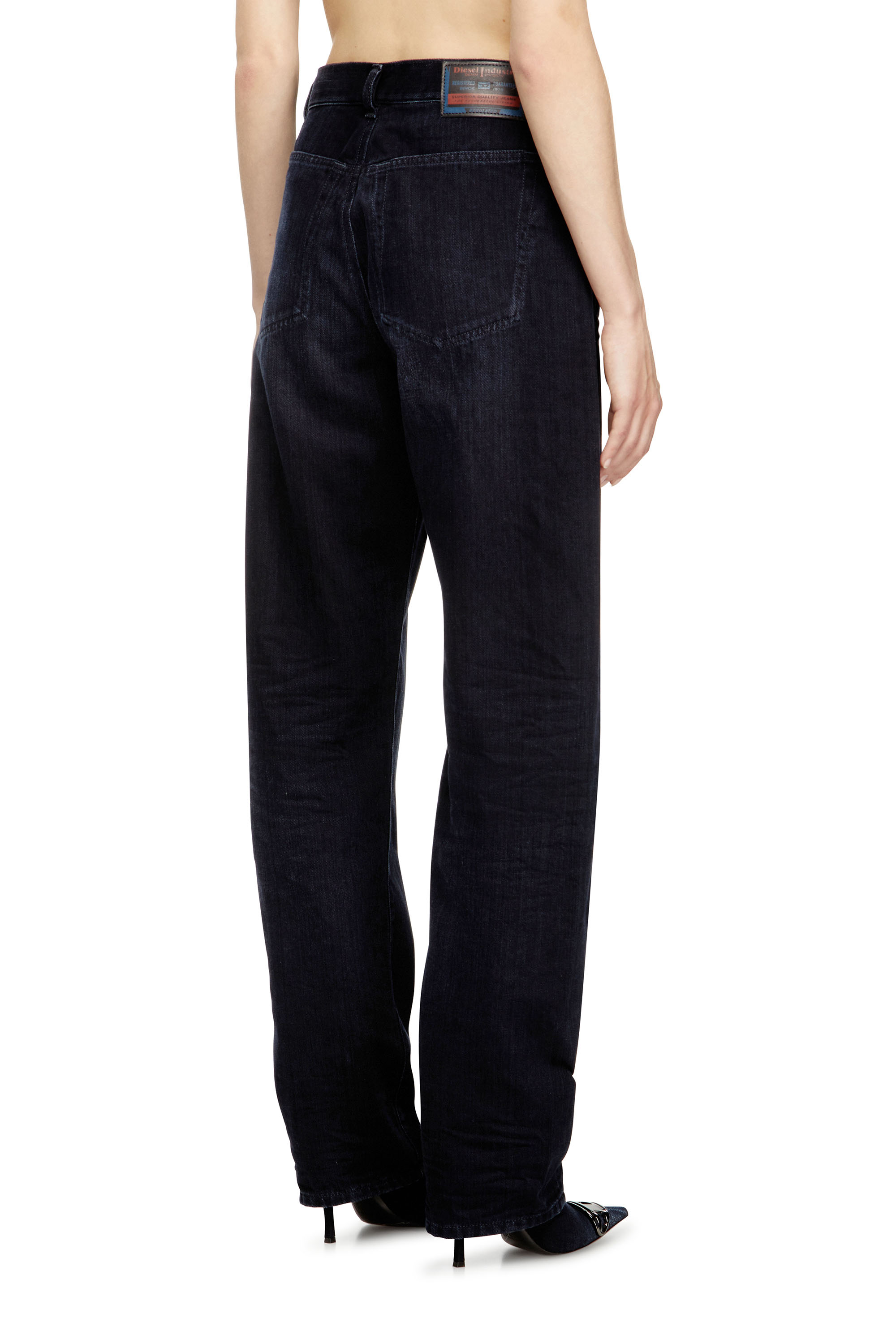 Diesel - Relaxed Jeans 1974 D-Ellz 09L54 Femme, Bleu Foncé - Image 3