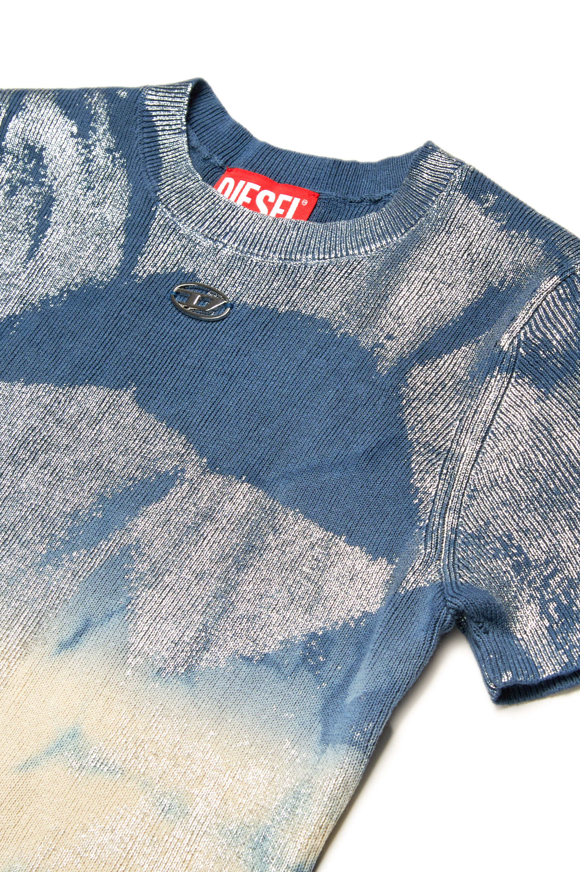 Diesel - KMILEENSS, T-shirt en tricot solaris&eacute; m&eacute;tallis&eacute; Femme in Gris argent&eacute; - 3