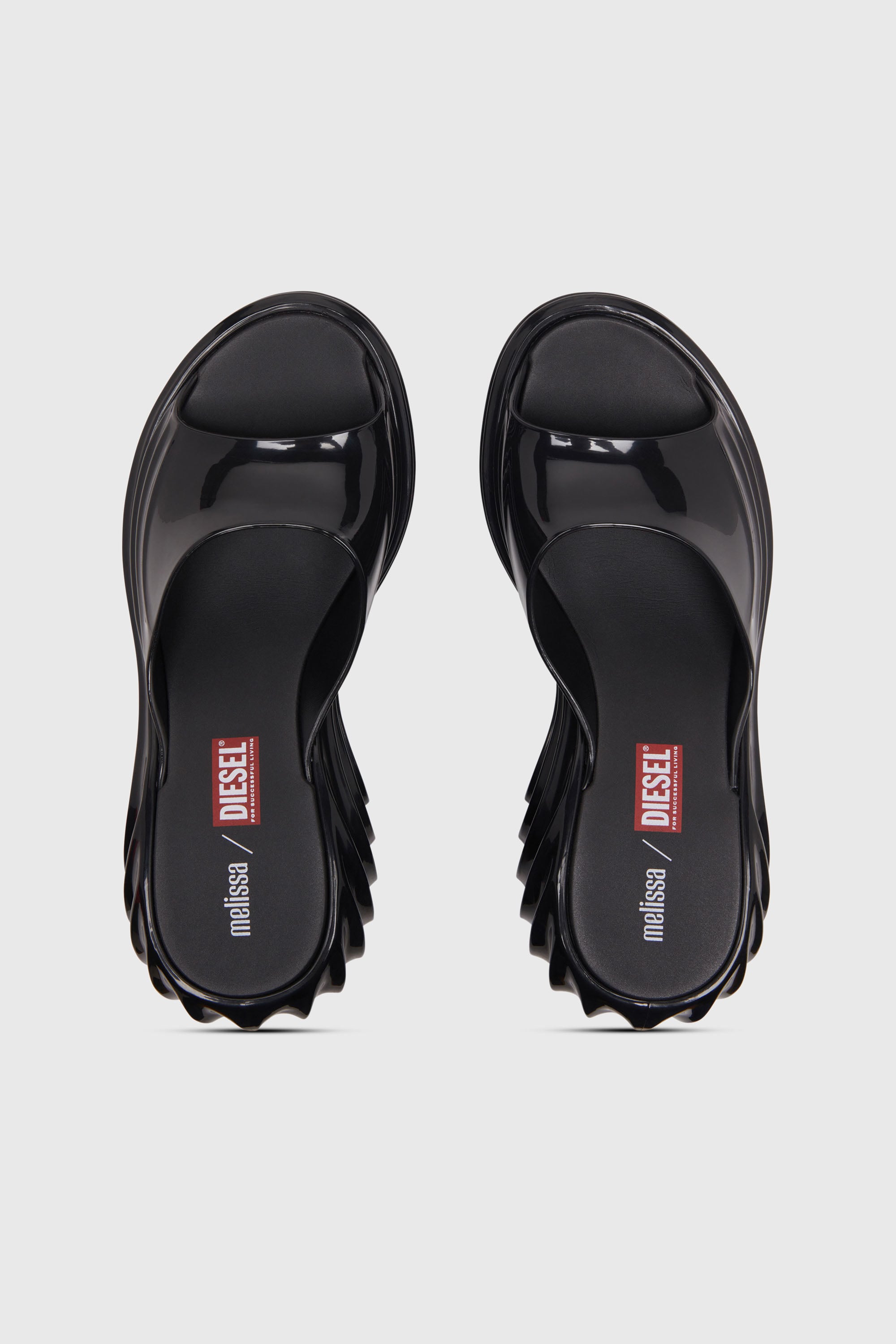 Diesel - MELISSA QUANTUM PLATFORM, Mule &agrave; plateforme en Melflex&reg; Femme in Noir - 4