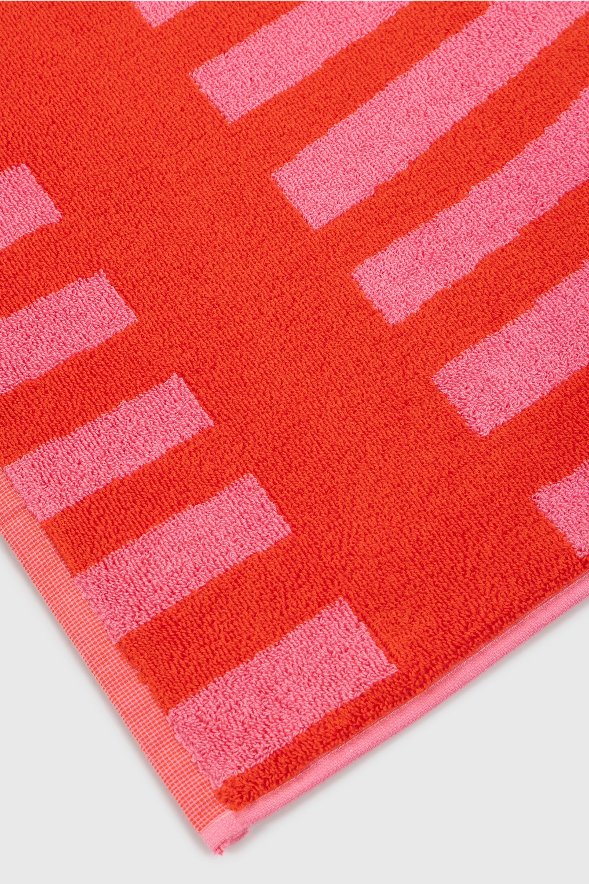 Diesel - 1018163  STRIPES PINK/RED TOWEL, Serviette &eacute;ponge 100x180 cm Mixte in Rouge - 2