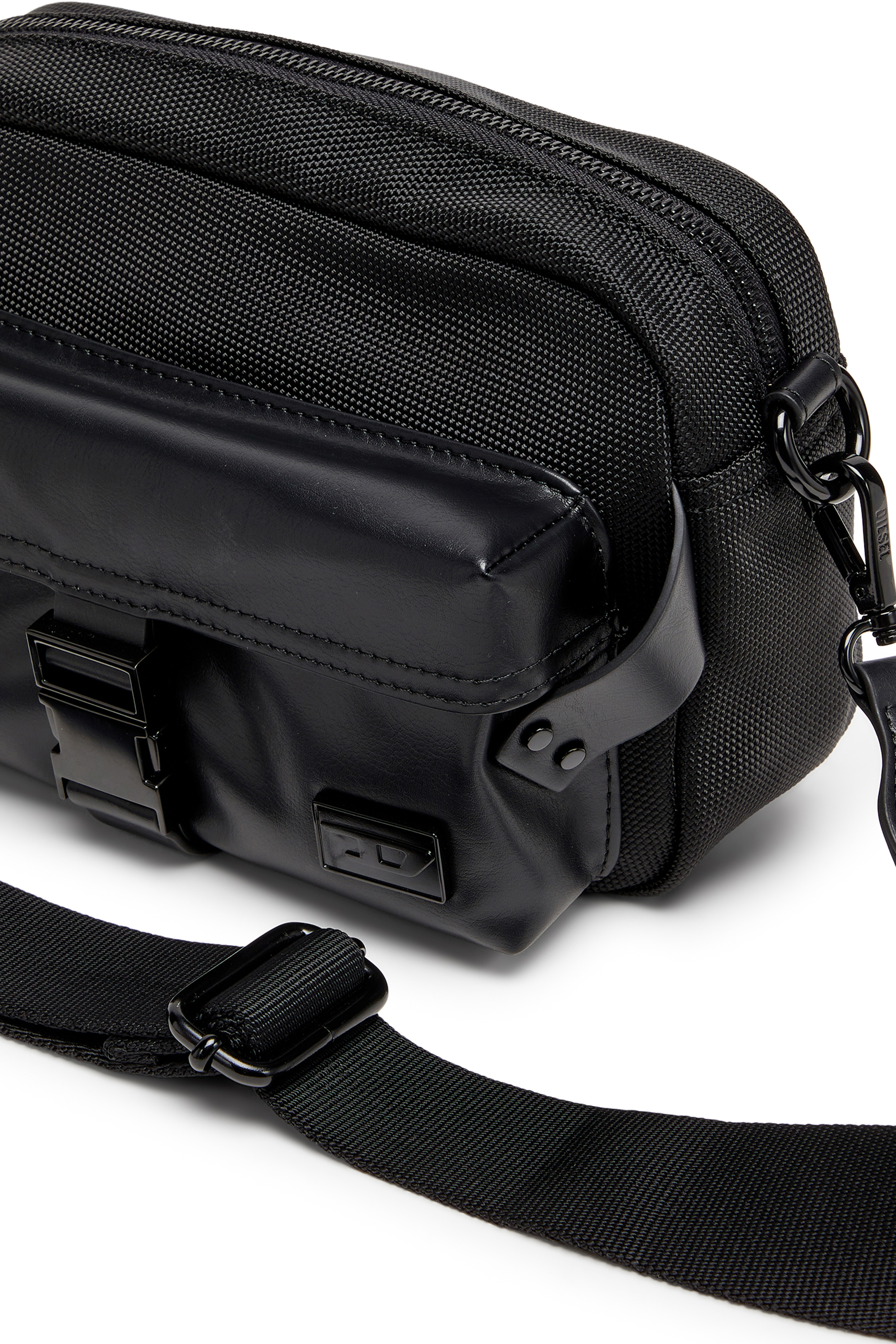 Diesel - MULTI-PKTS CAMERA BAG X, Multi-Pkts - Sac bandouli&egrave;re en nylon avec poche &agrave; rabat Mixte in Noir - 5