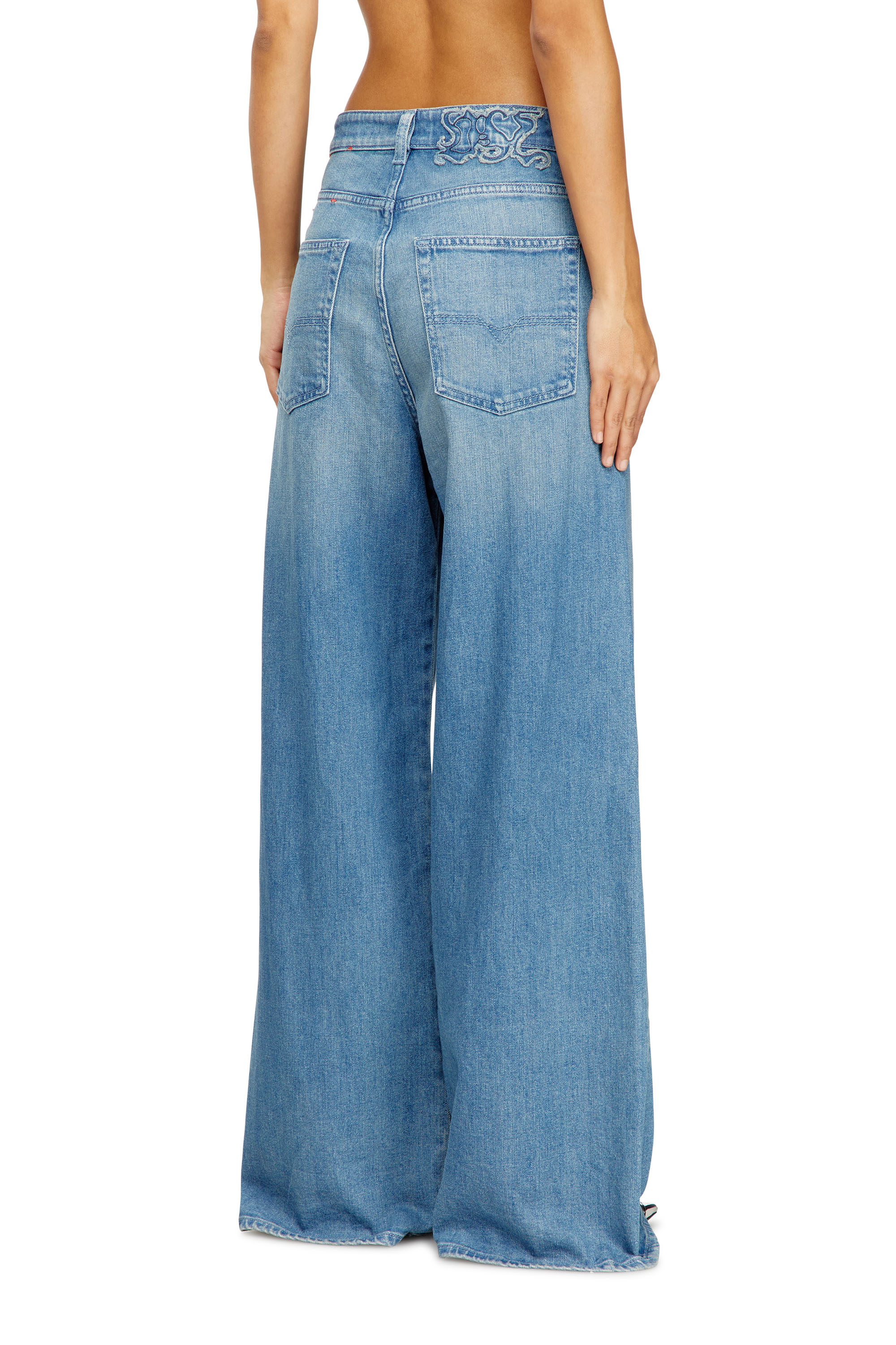Diesel - Relaxed Jeans 1996 D-Sire 09Q18 Femme, Bleu moyen - Image 4