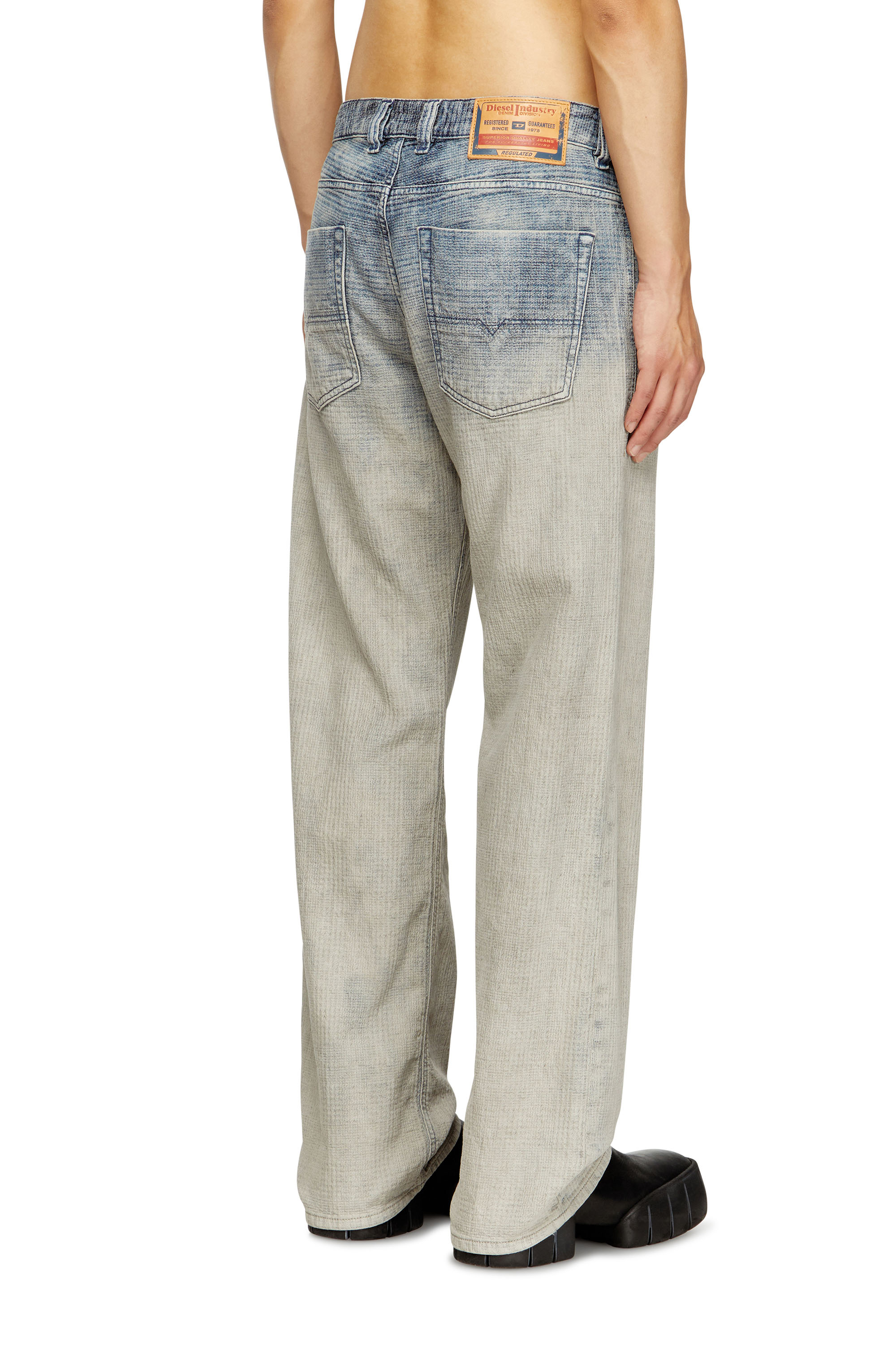 Diesel - Relaxed Jeans 1980 D-Eeper 09N93 Homme, Bleu moyen - Image 4