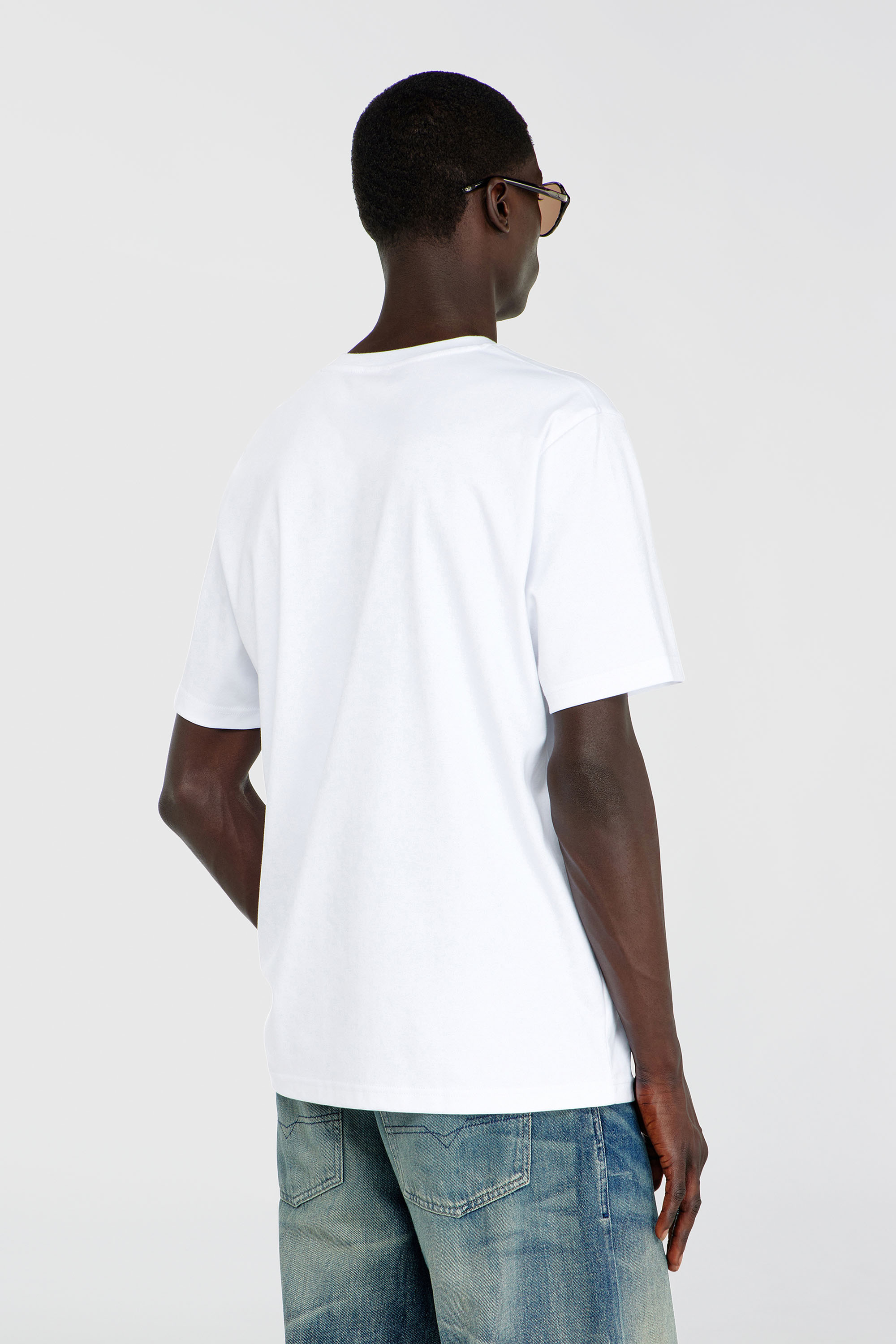 Diesel - T-ADJUST-V-MICRODIV, T-shirt &agrave; col en V avec micro logo brod&eacute; Homme in Polychrome - 4