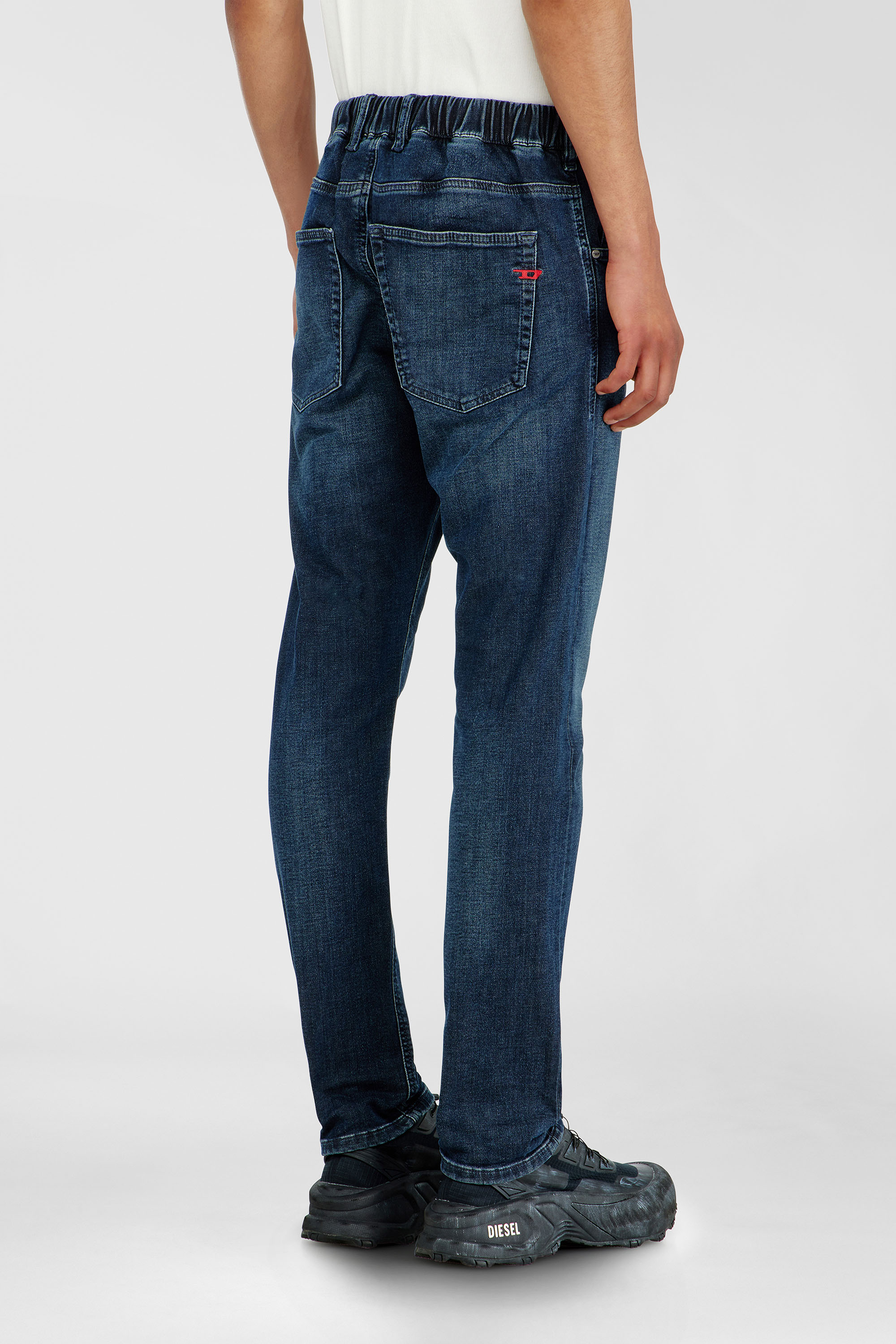 Diesel - Regular 2032 D-Krooley-BW Joggjeans&reg; 09P94 Homme, Bleu Fonc&eacute; - Image 3