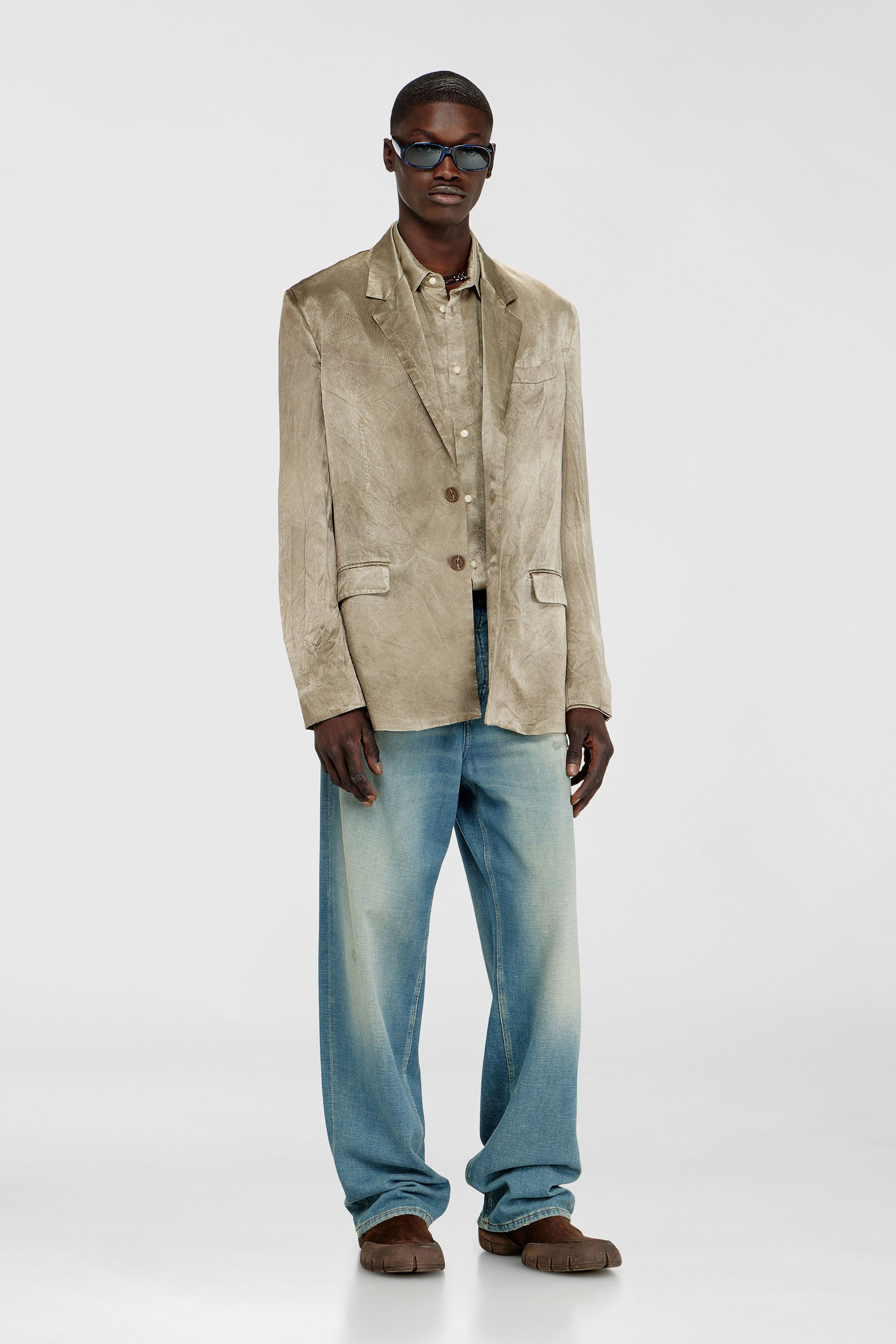 Blazer in wrinkled satin