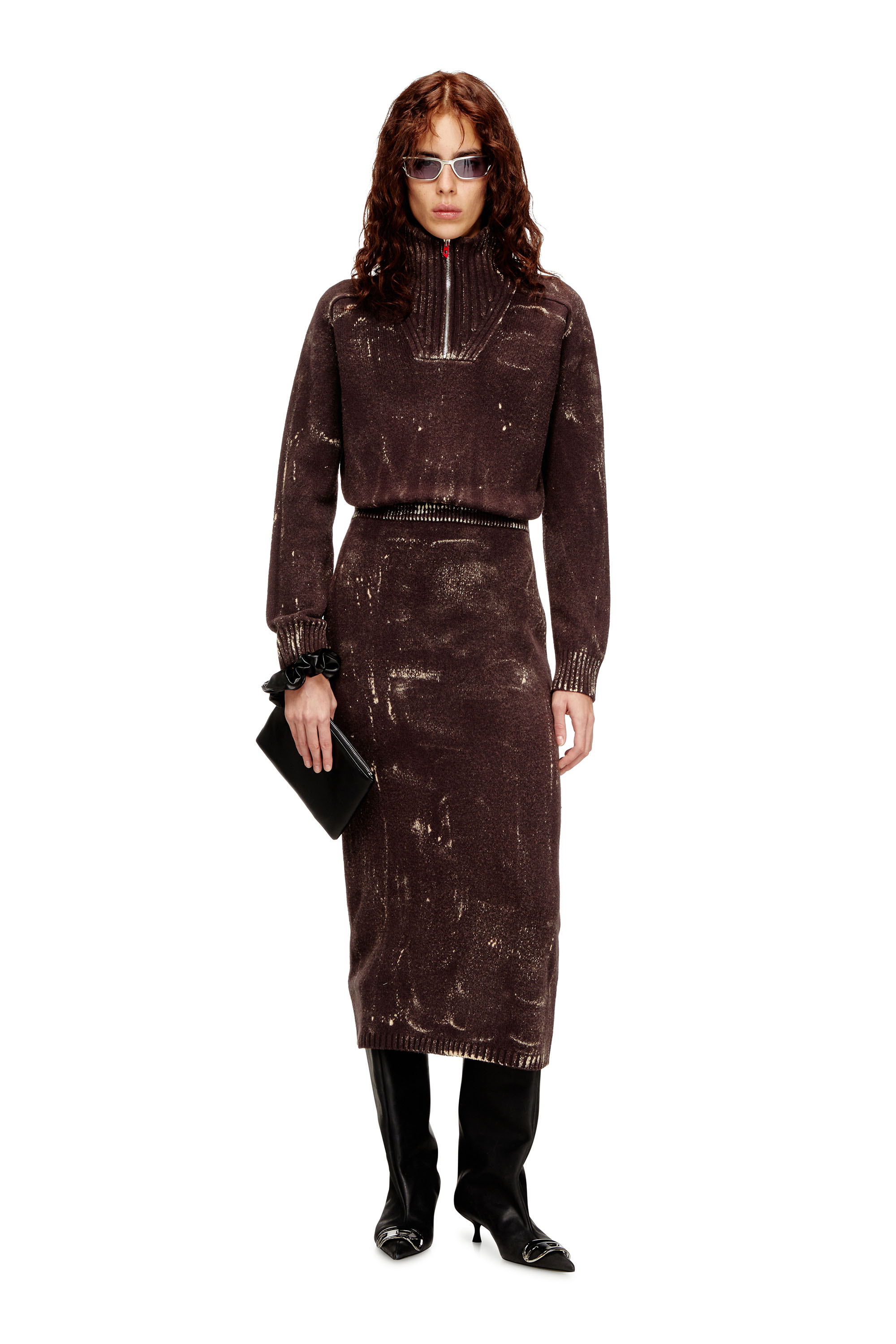 Diesel - M-MARCELLE, Robe midi en maille mélangée traitée Femme in Marron - 2