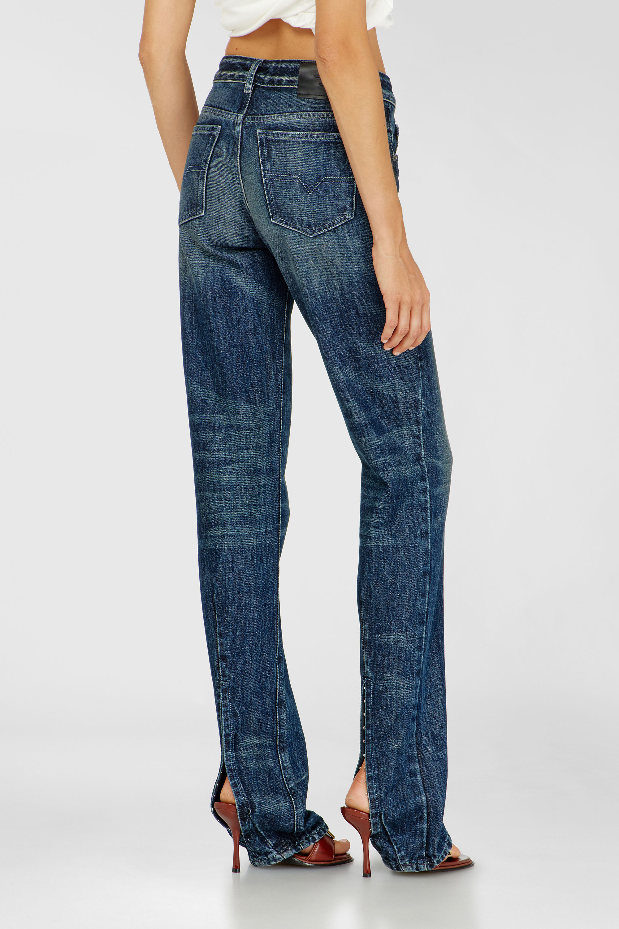 Diesel - Regular Jeans D-Heel 007FZ Femme, Bleu Fonc&eacute; - Image 5