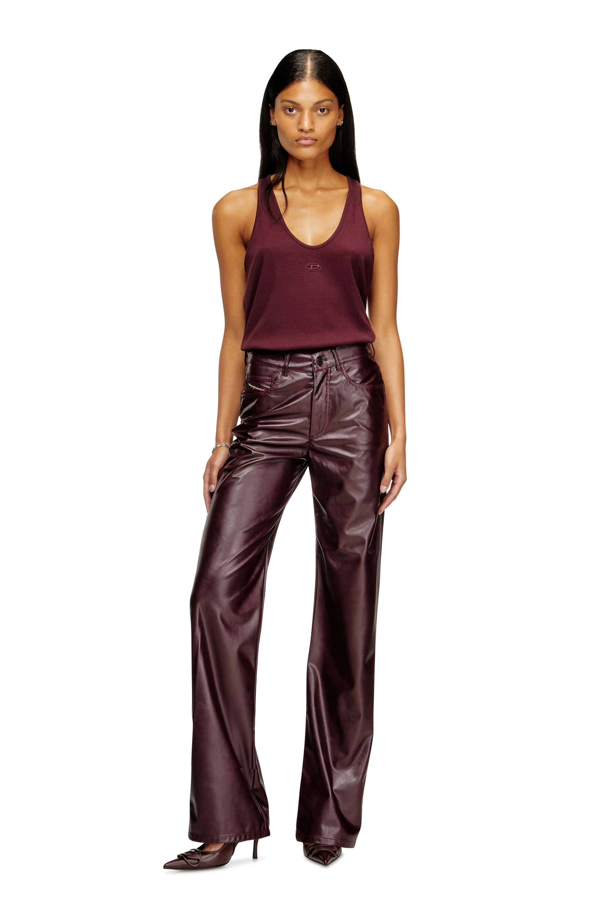 Diesel - FR-P-LAIN, Pantalon burgundy en tissu enduit Femme in Rouge - 1