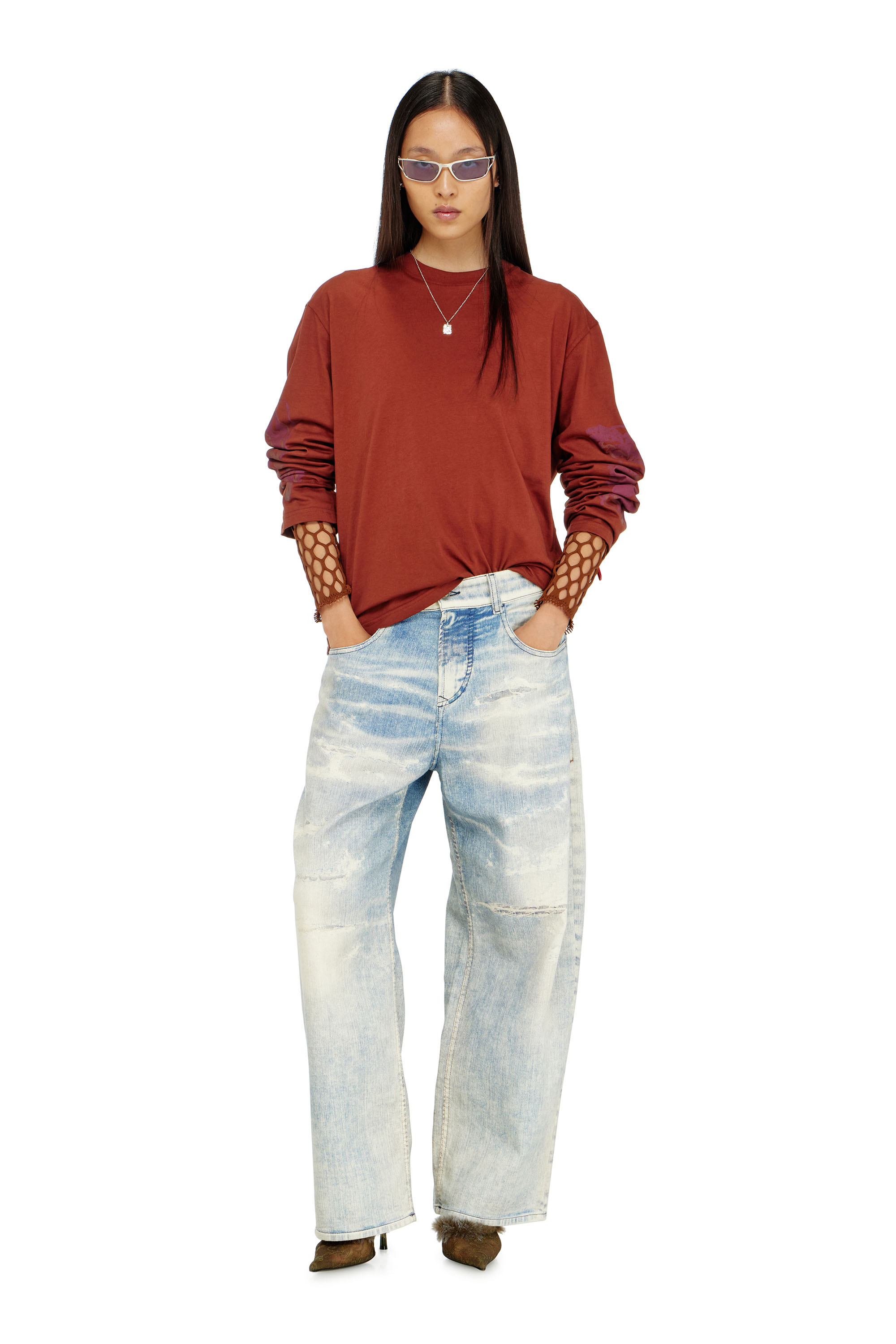 Diesel - Relaxed 2097 D-Enim-M Joggjeans&reg; 068XM Mixte, Bleu Clair - Image 2