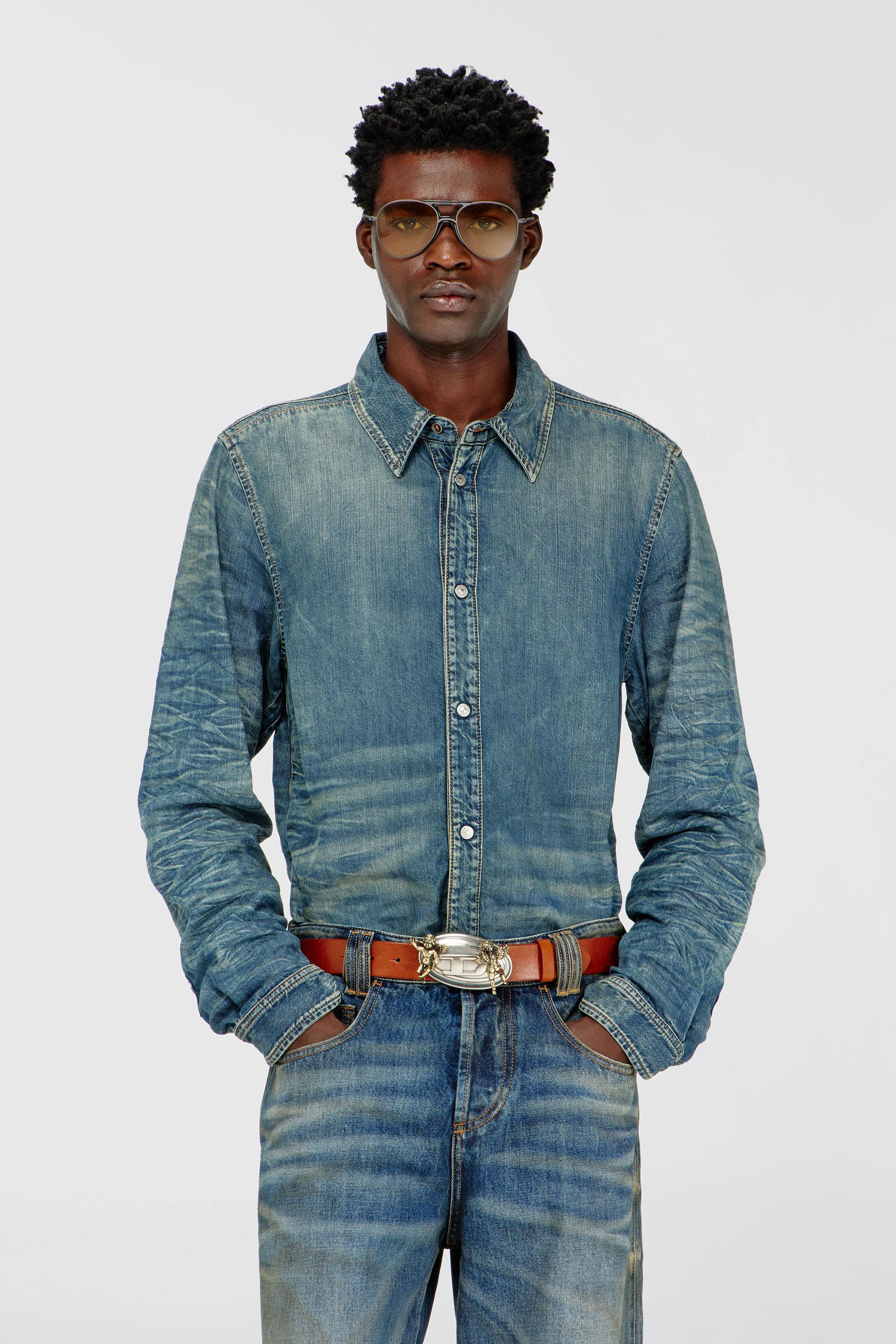 Diesel - D-SYNAR-FSJ4, Chemise en denim effet froiss&eacute; dirty Homme in ToBeDefined - 1