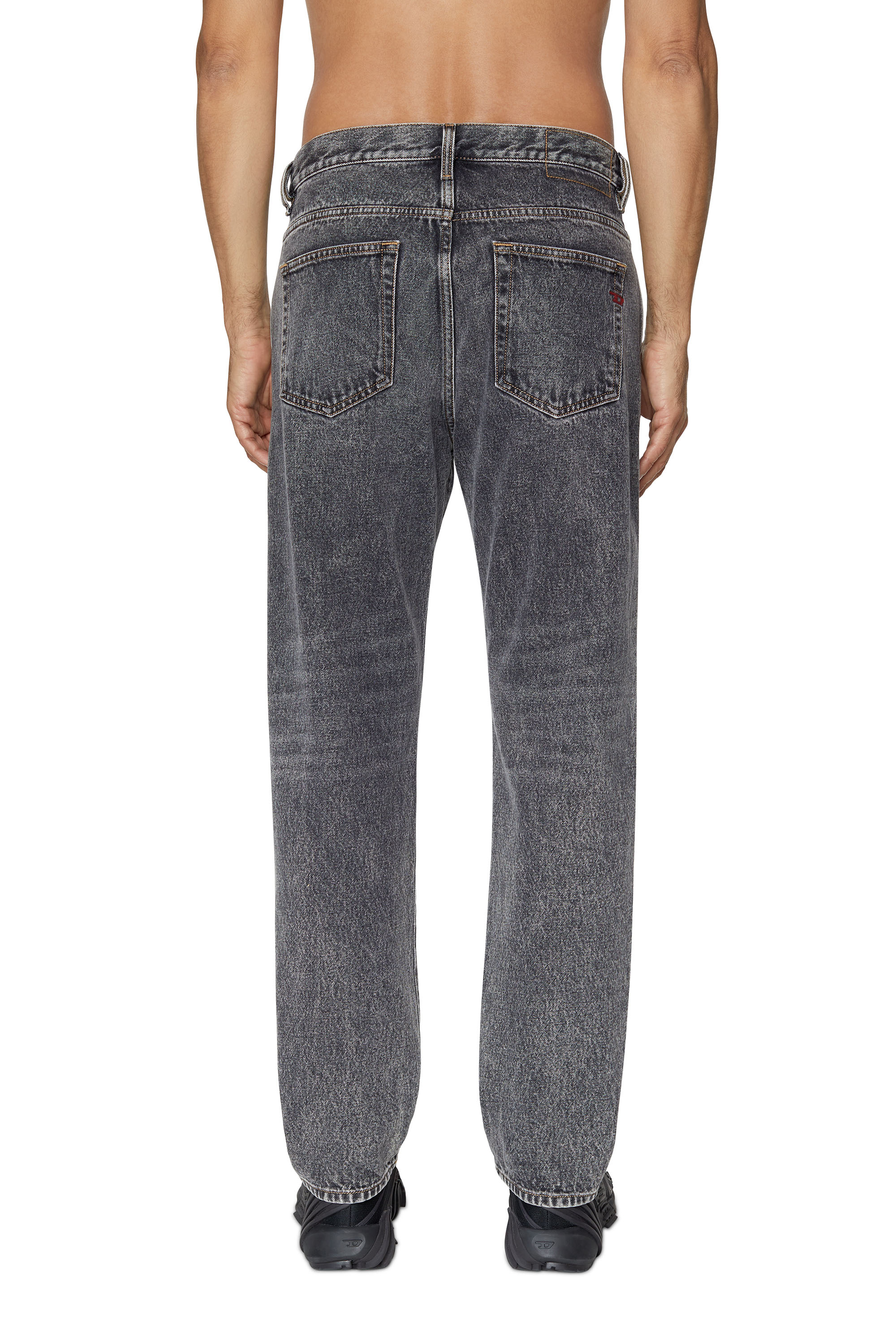 Diesel - 2020 D-Viker 007E1 Straight Jeans, Noir/Gris foncé - Image 2