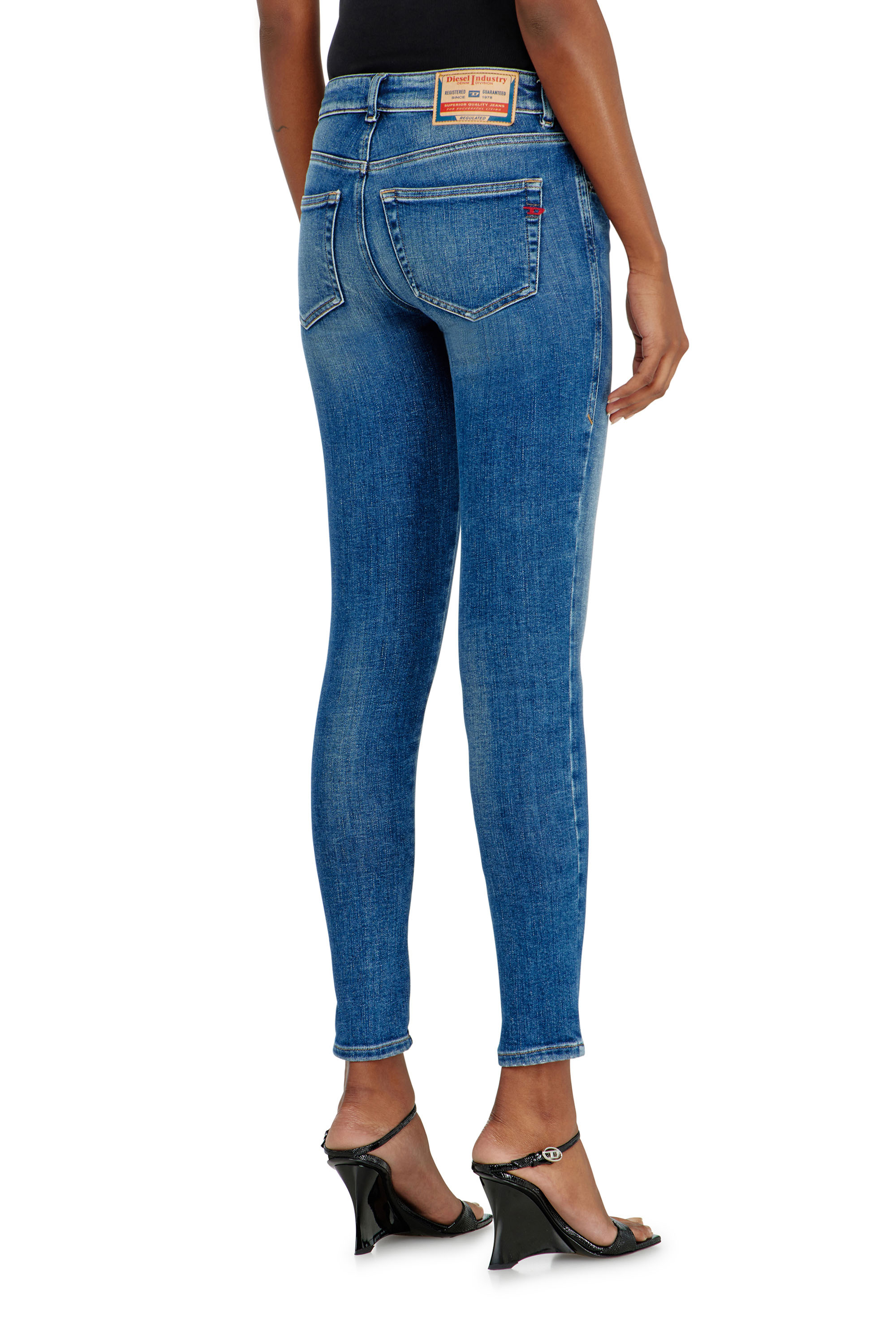 Diesel - Skinny Jeans 2017 Slandy 09P71 Femme, Bleu moyen - Image 5