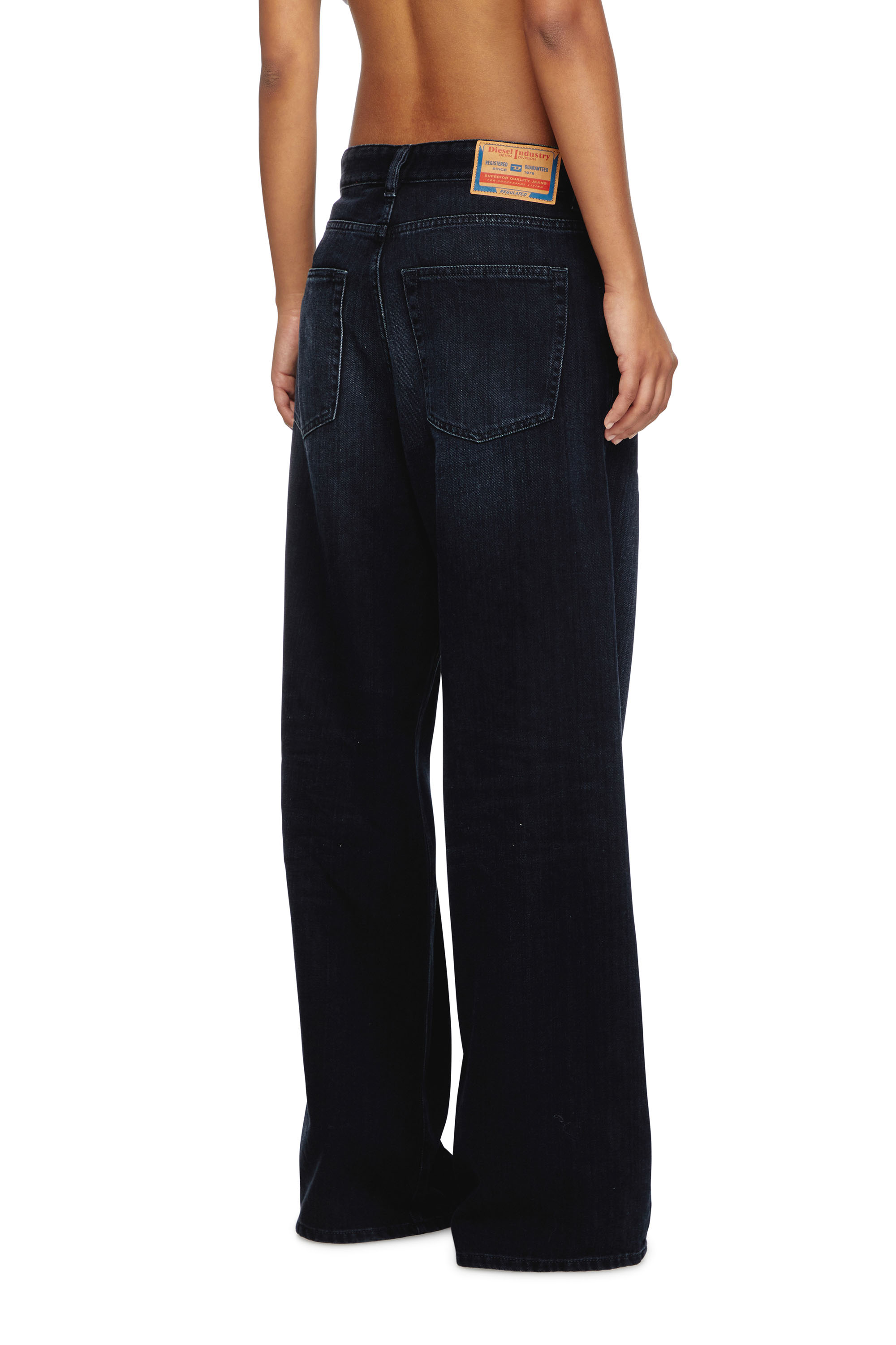 Diesel - Relaxed Jeans 1996 D-Sire 09L54 Femme, Bleu Foncé - Image 2