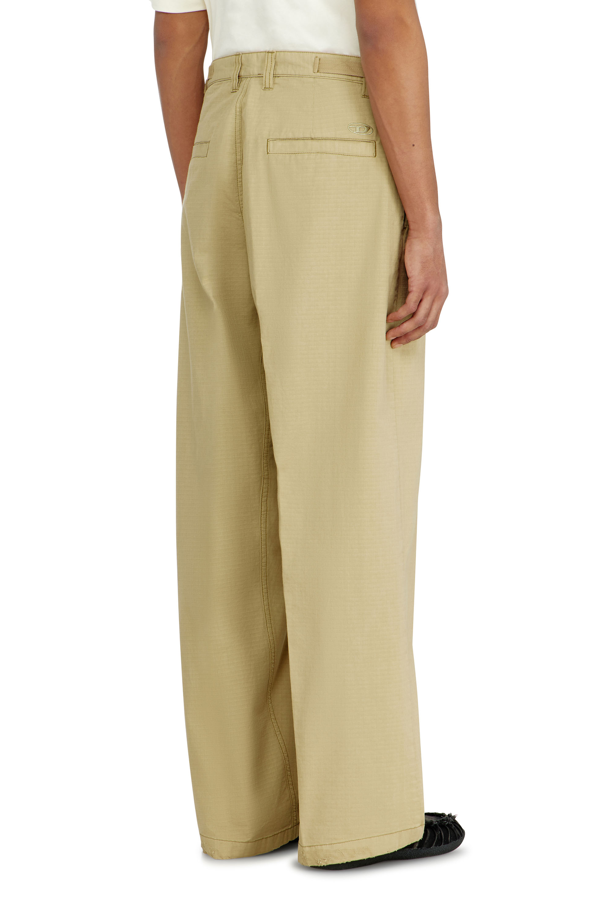 Diesel - P-BALL, Pantalon en ripstop de coton avec boucles lat&eacute;rales Homme in ToBeDefined - 4