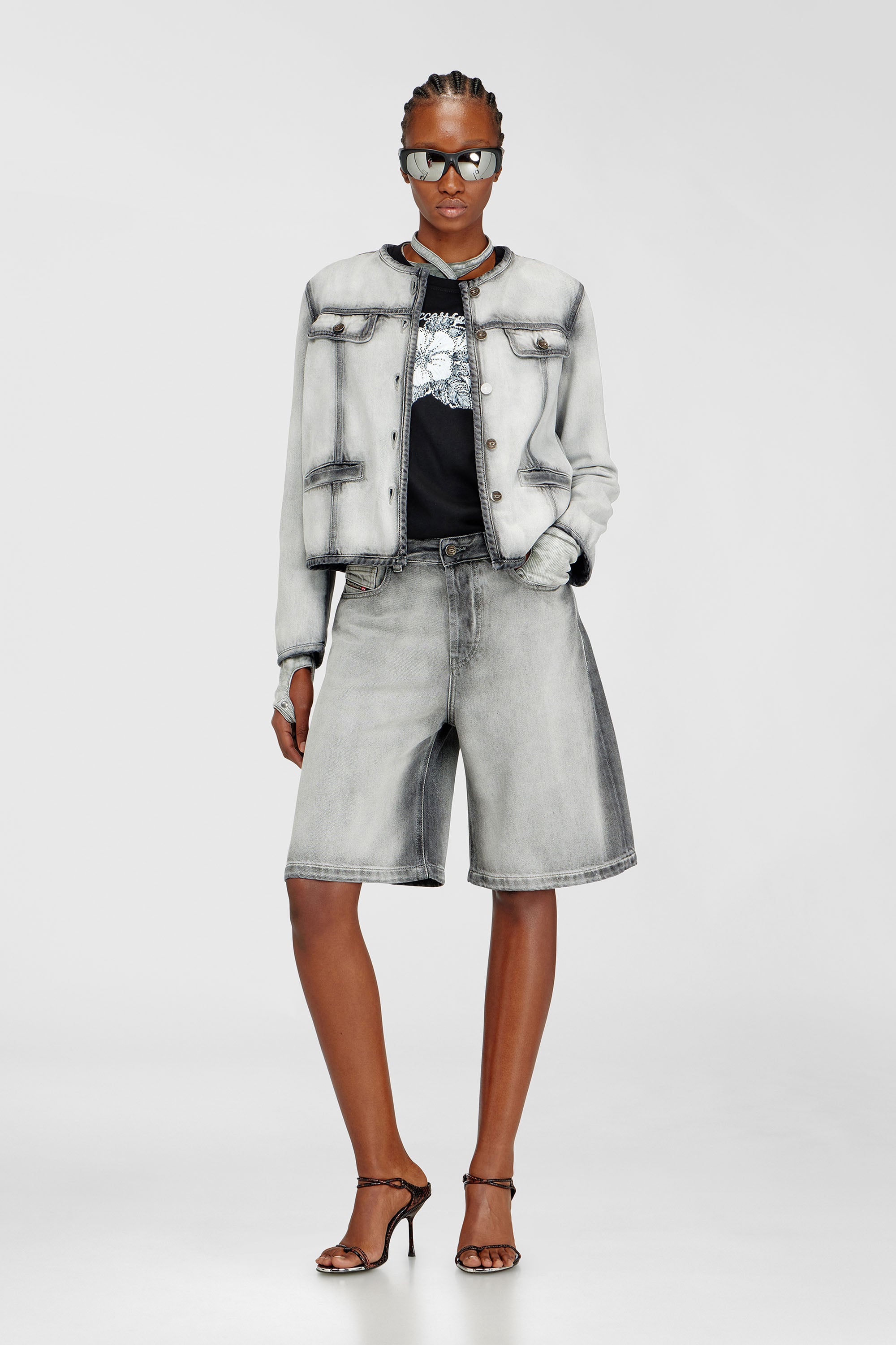 Diesel - DE-SIRE-SHORT-FSI, Shorts en denim skeleton doux Femme in Gris - 1