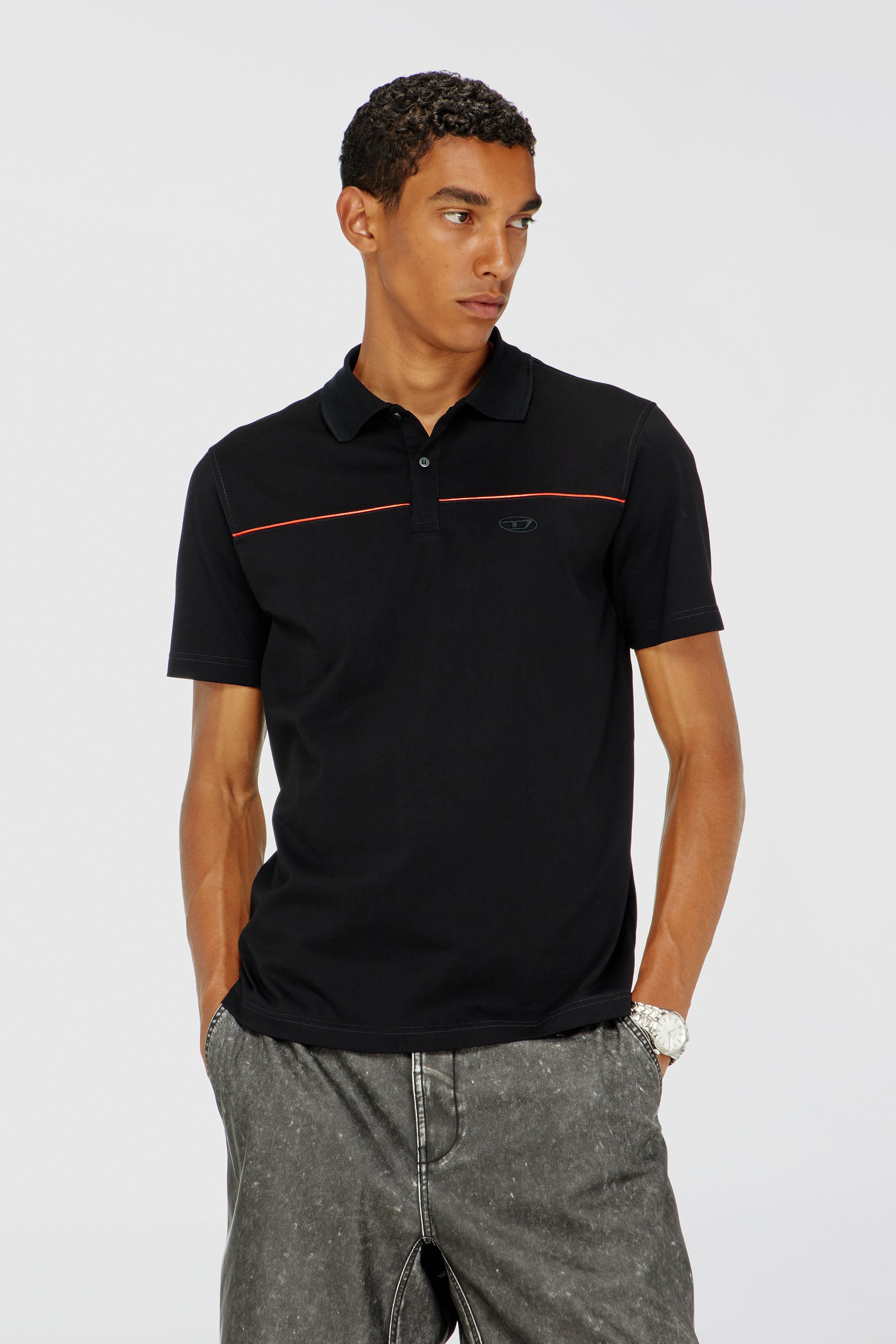 Diesel - T-REJUST-PIPING, Polo avec passepoil contrastant Homme in Noir - 1