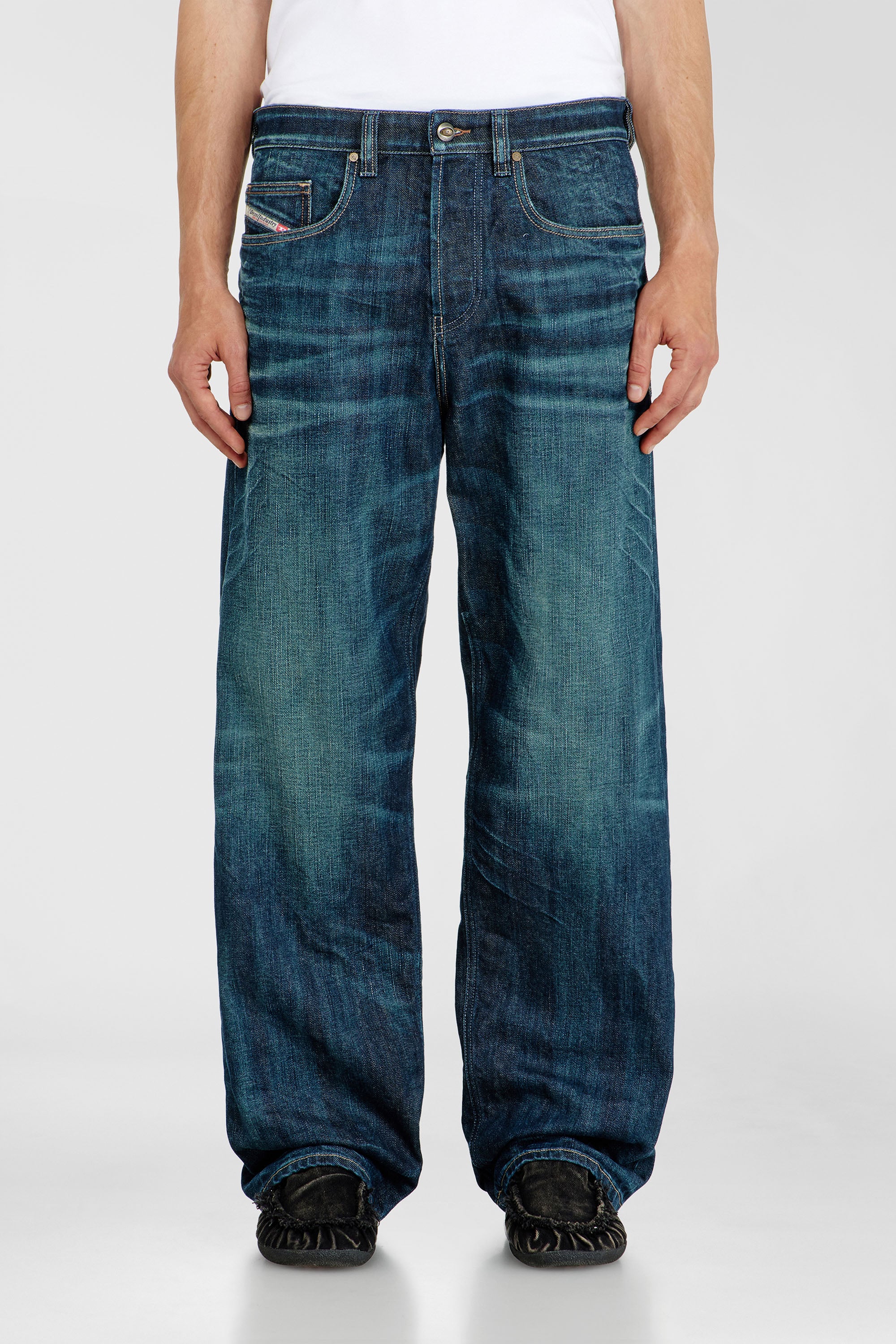 Diesel - Relaxed Jeans 2001 D-Macro 09Q04 Homme, Bleu Fonc&eacute; - Image 1
