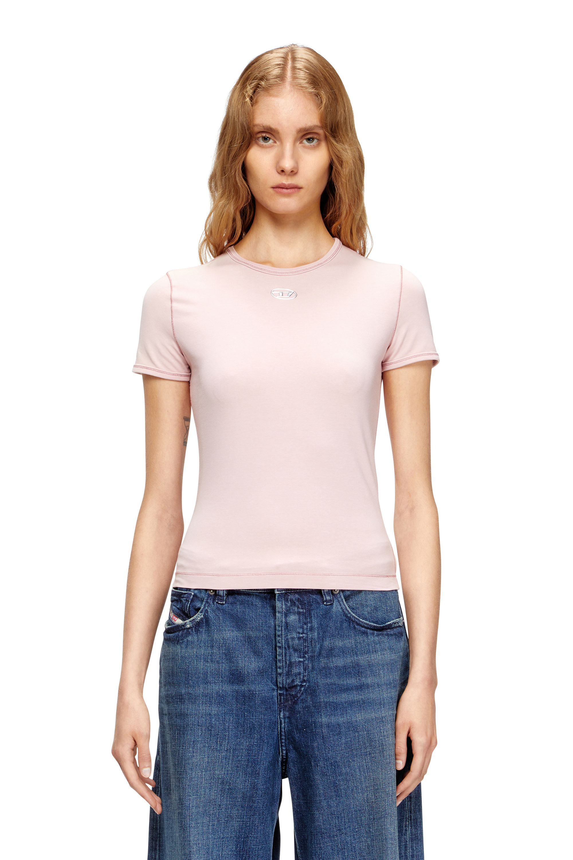 Diesel - T-UNCUTIESLONG-OD, T-shirt ajustée avec ovale D métallique Femme in Rose - 1