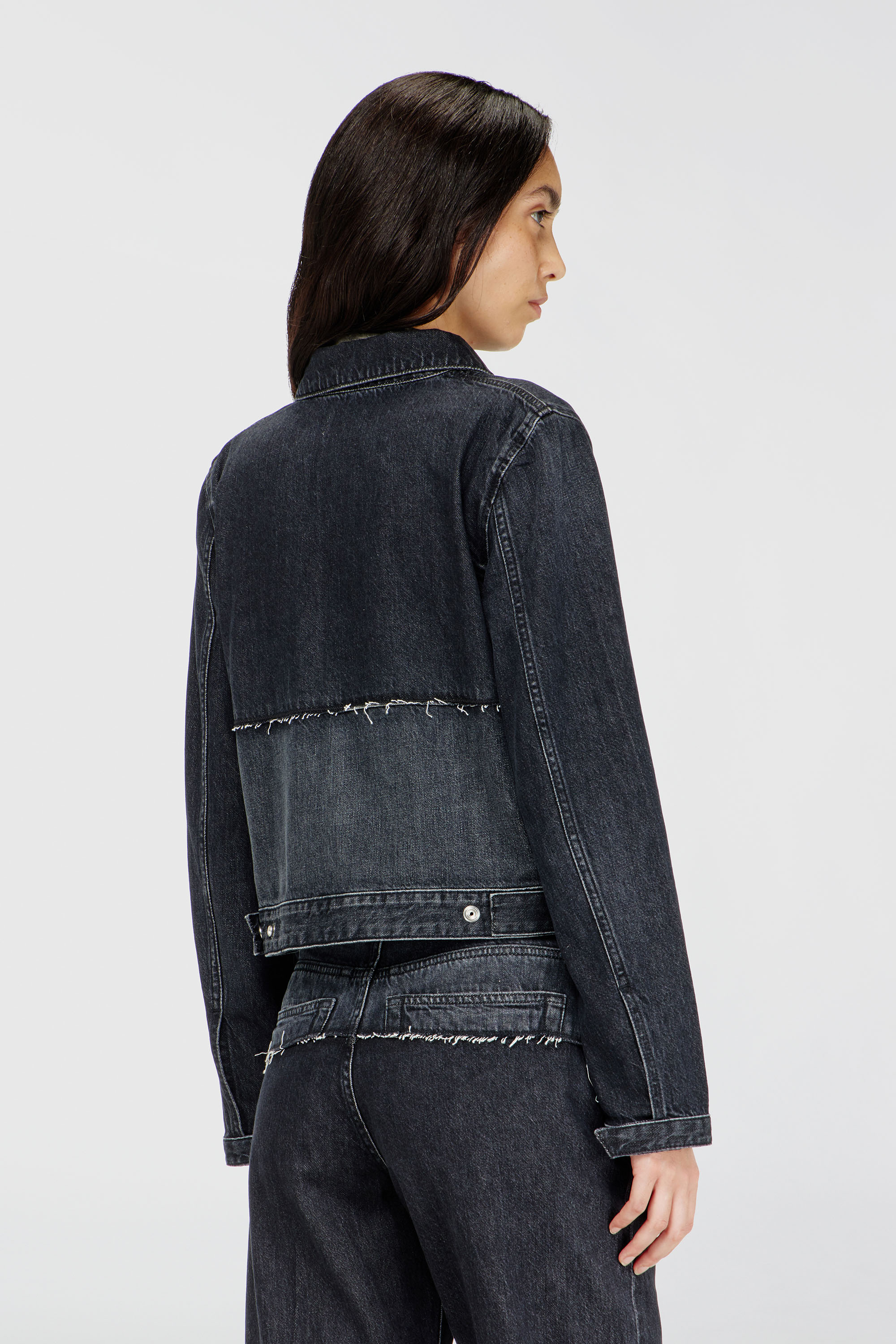 Diesel - DE-KATO-SE, Jacket in sectioned denim Femme in Noir - 4