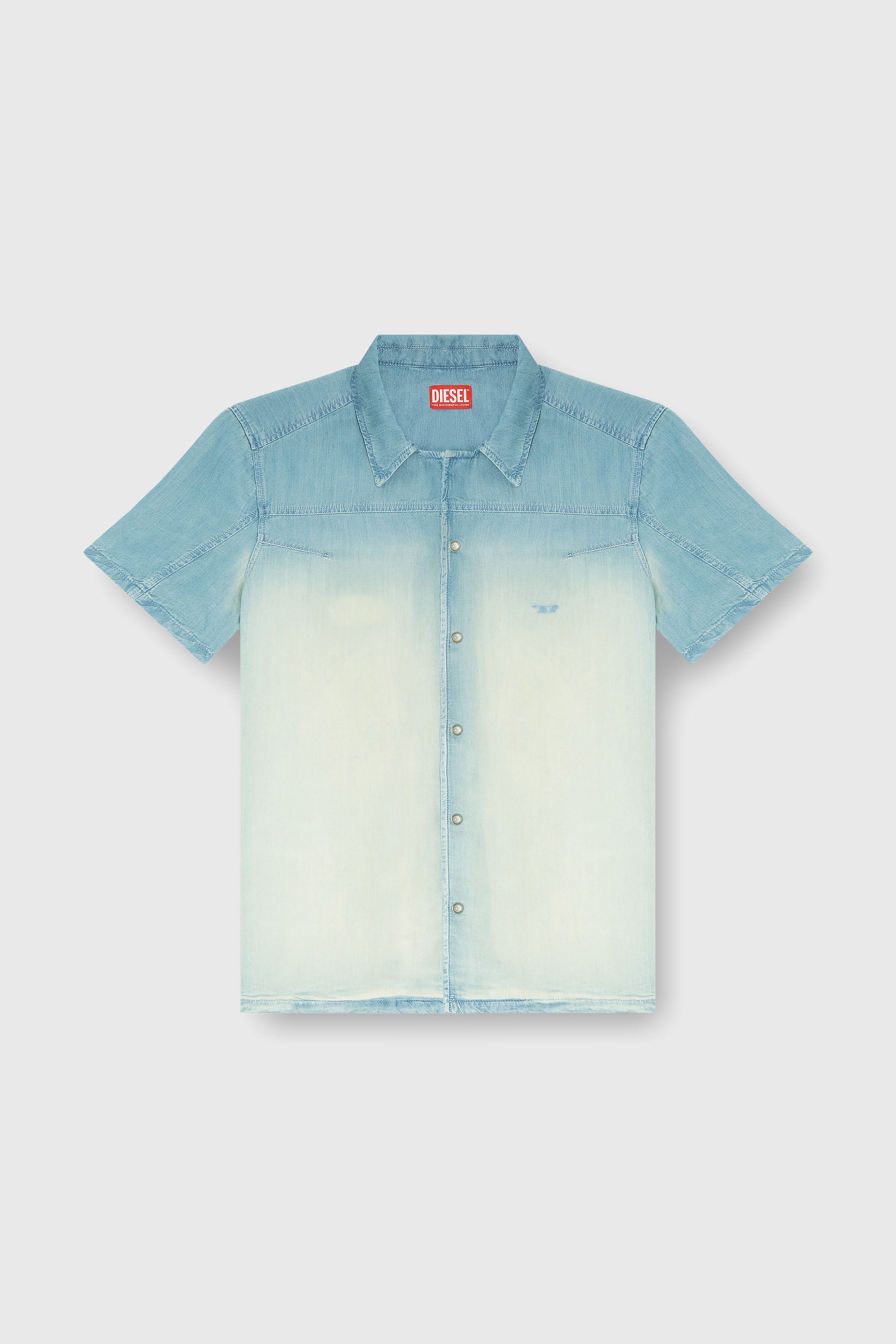 Diesel - D-CLARIVO-S, Chemise &agrave; manches courtes en denim fluide surteint Homme in Bleu - 2